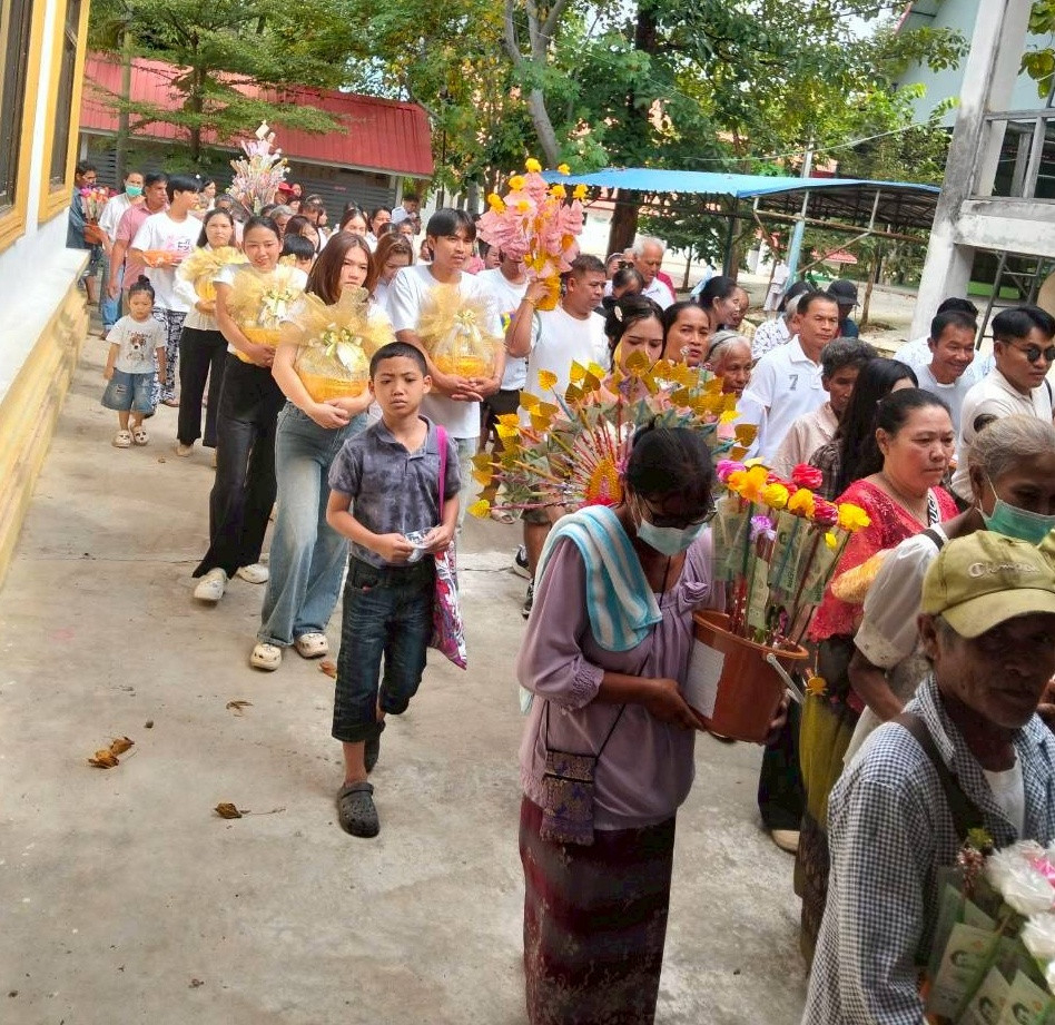 ภาพร่วมพิธีกรรมวัดหนองกระทุ่ม