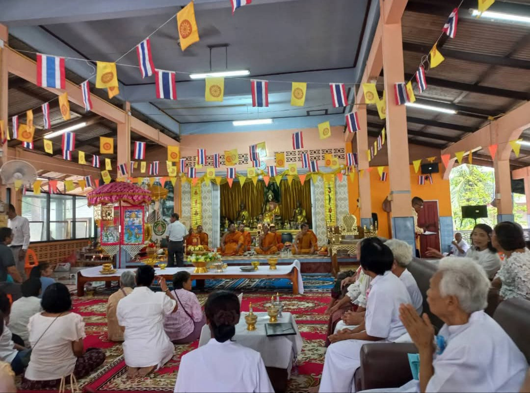 ภาพร่วมพิธีกรรมวัดโบสถ์