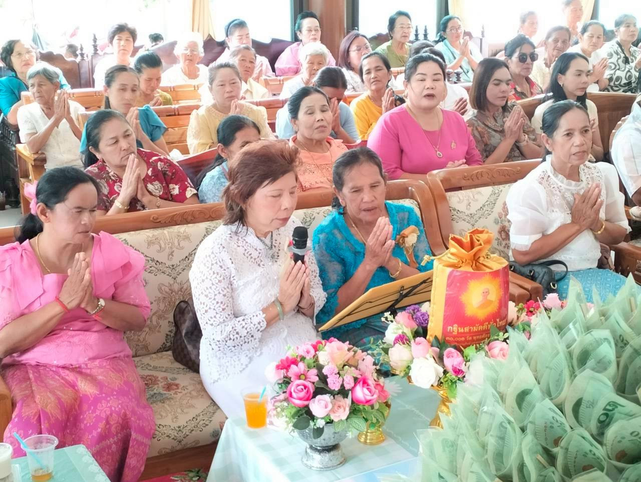 ภาพกล่าวคำถวายกฐินวัดใหม่ไร่ดง