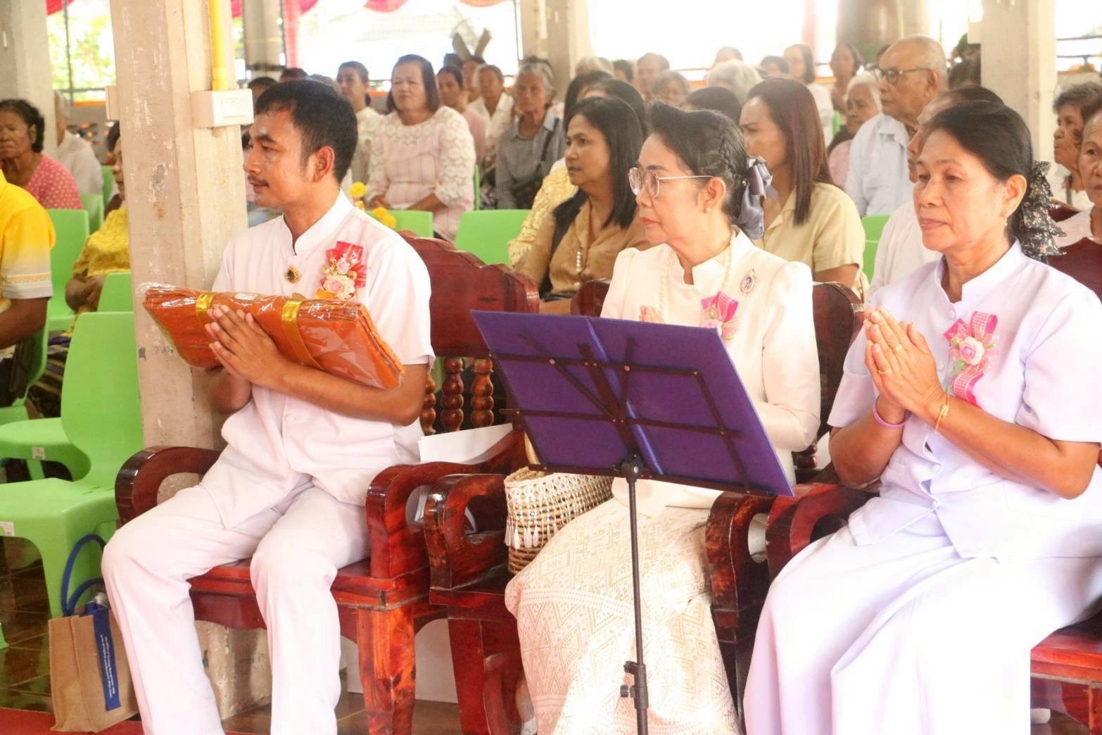 ภาพร่วมพิธีกรรมวัดศรีอาชา