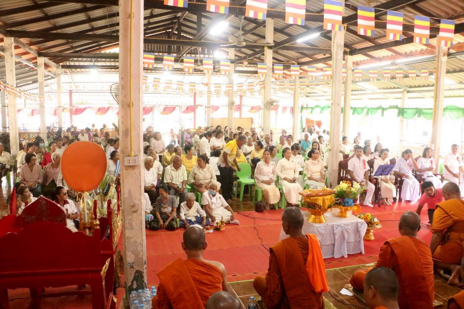 ภาพร่วมพิธีกรรมวัดศรีอาชา