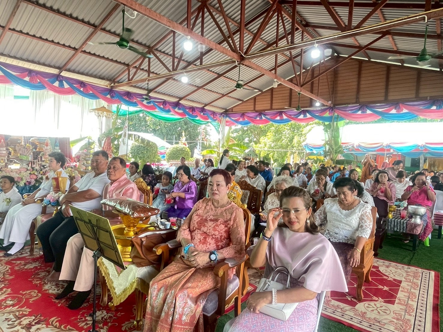 ภาพร่วมพิธีกรรมวัดบ้านข่า