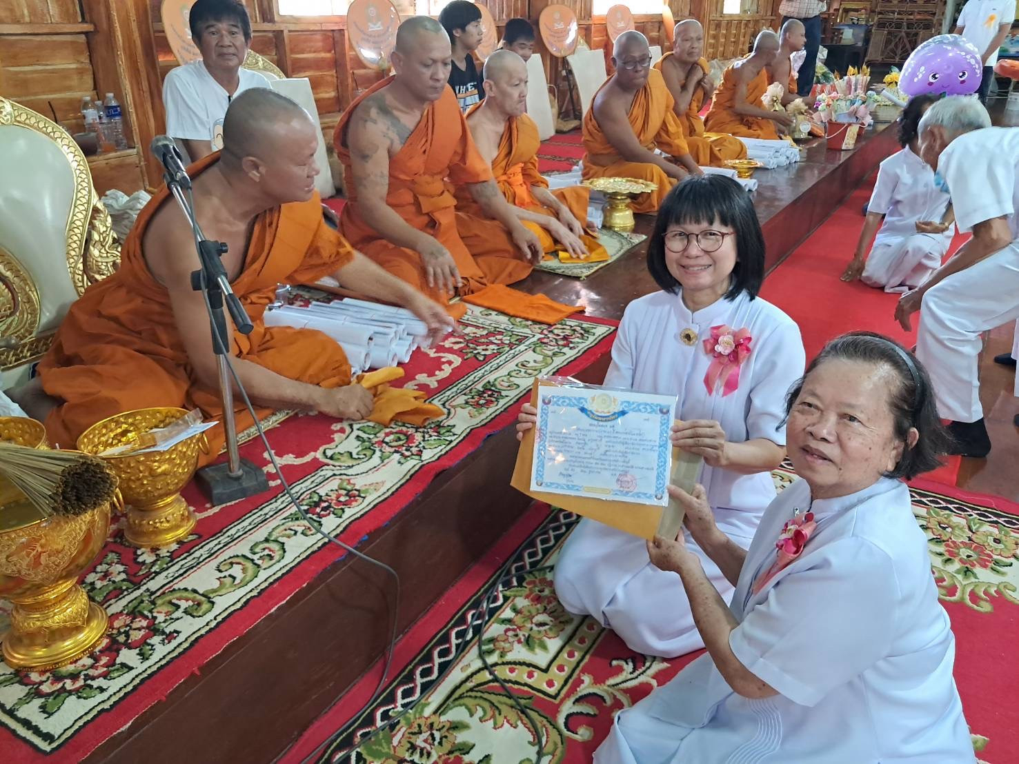 ภาพร่วมพิธีกรรมวัดนาบุญ