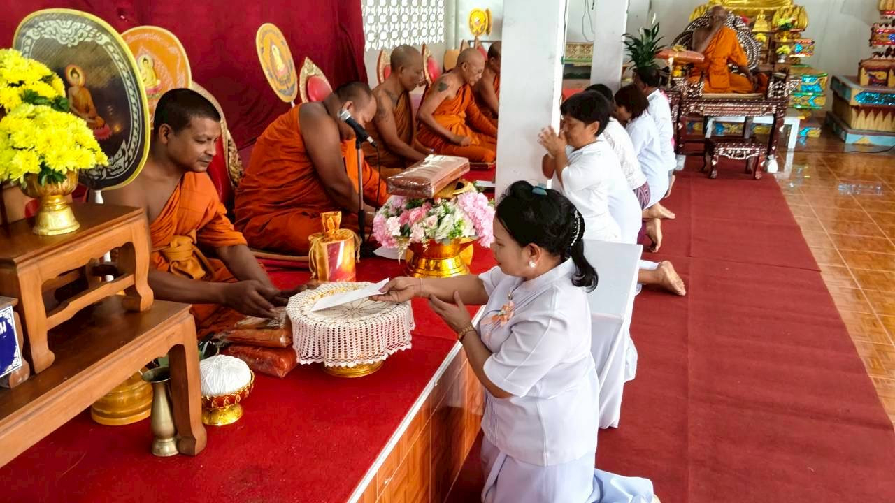 ภาพร่วมพิธีกรรมวัดราษฎร์นุกูล