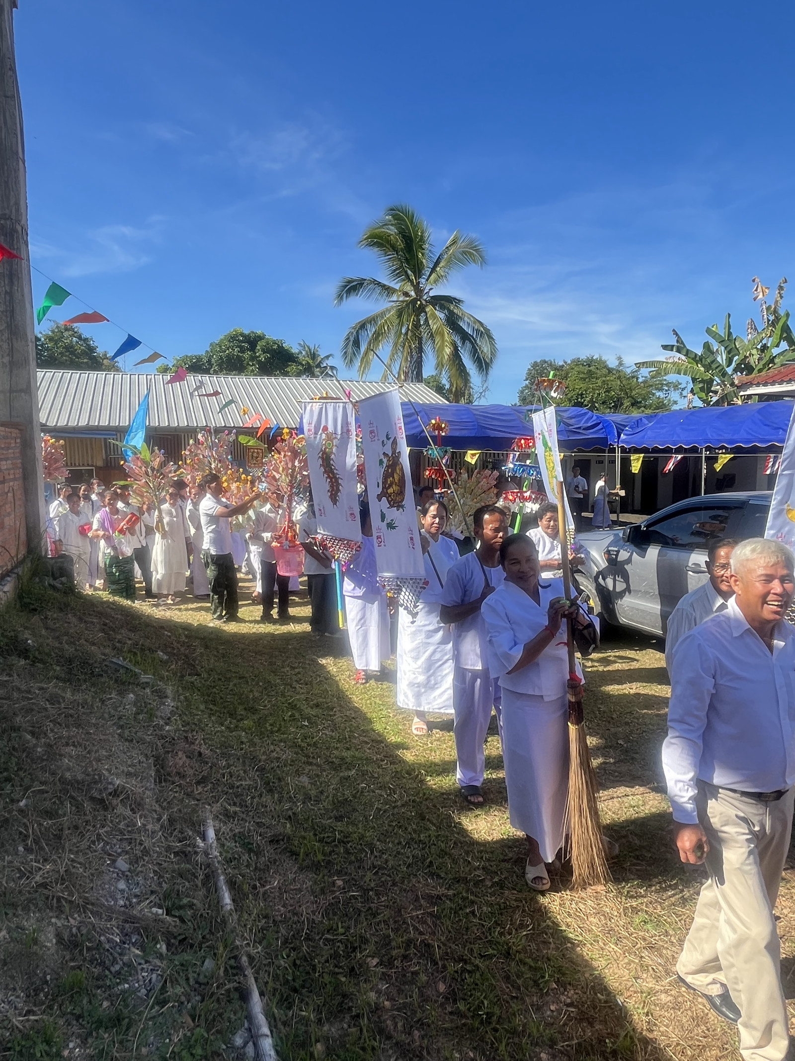 ภาพร่วมพิธีกรรมวัดประทุมวราราม