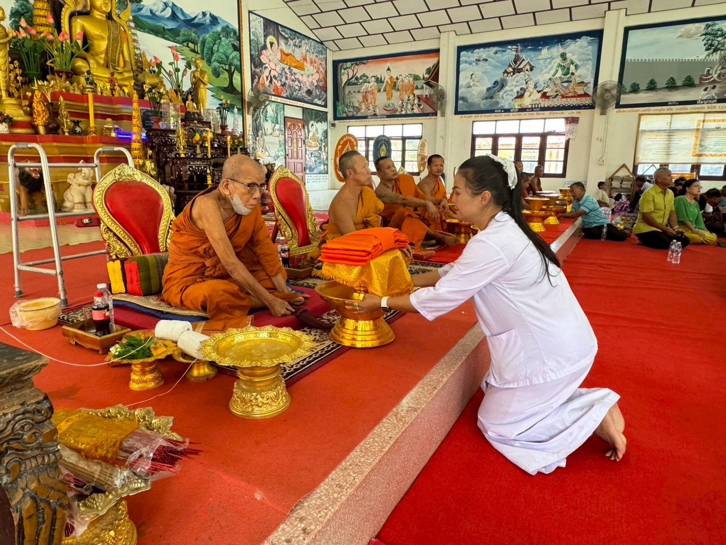 ภาพร่วมพิธีกรรมวัดบ้านเป้า