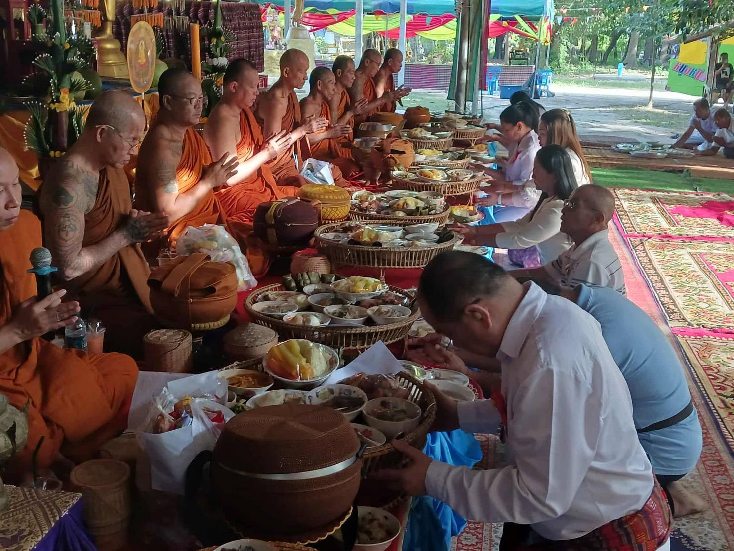 ภาพร่วมพิธีกรรมวัดมะพริก