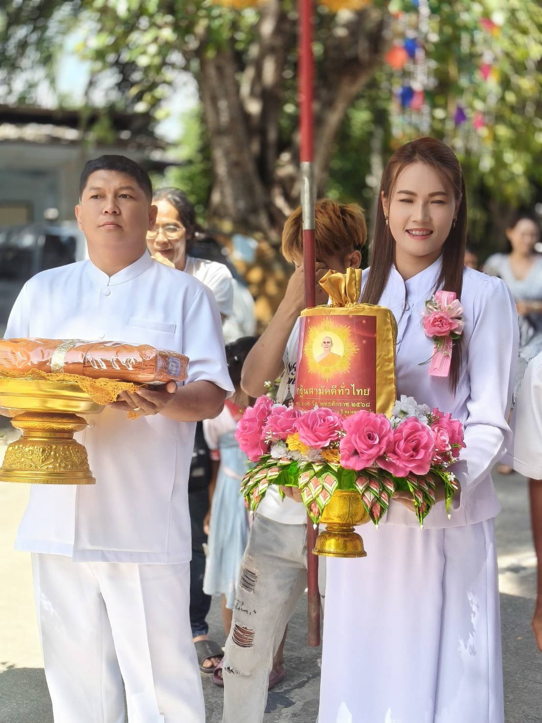 ภาพร่วมขบวนกฐินวัดหนองแซงใหญ่