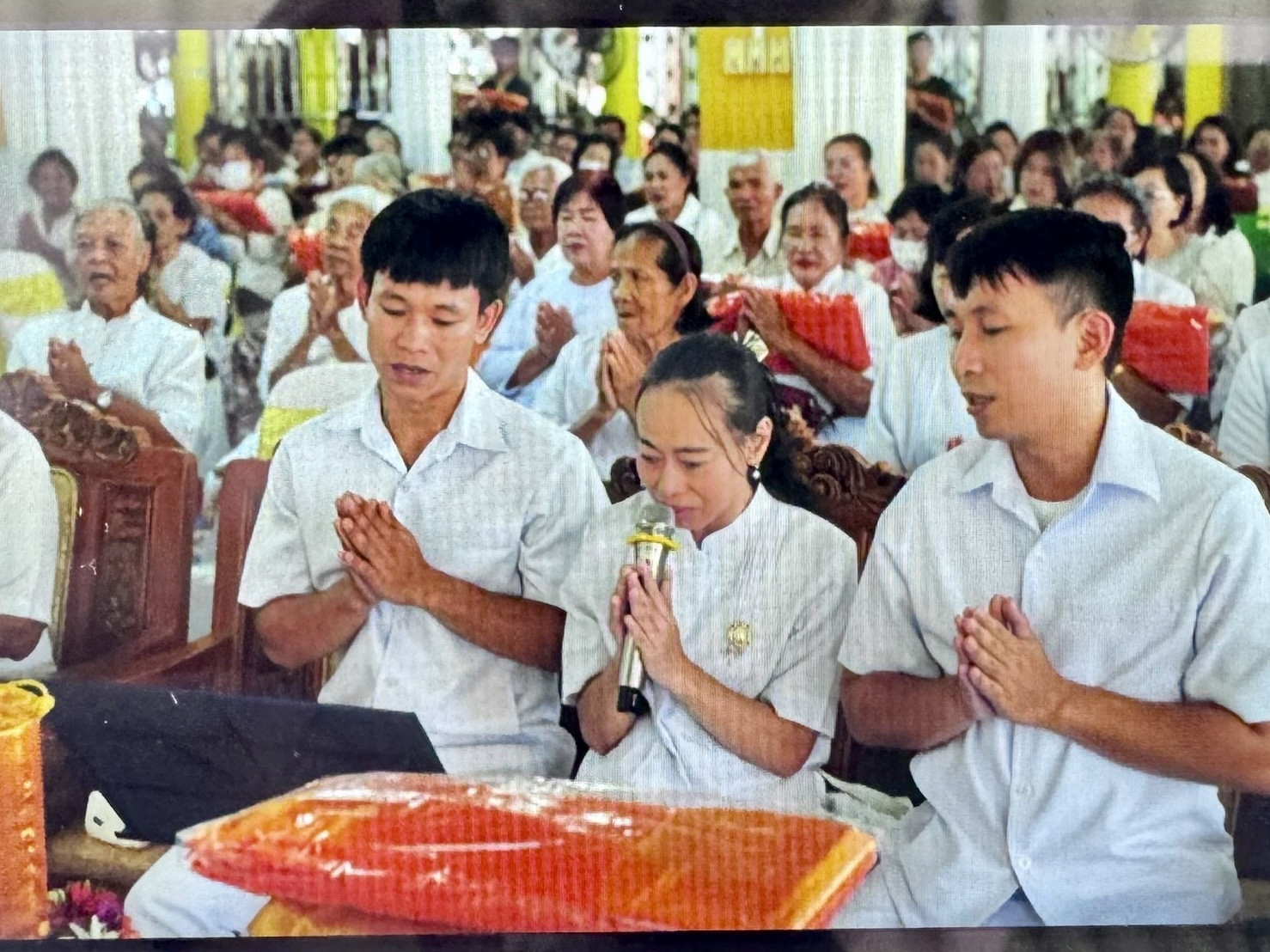 ภาพกล่าวคำถวายกฐินวัดราษฎร์เจริญ