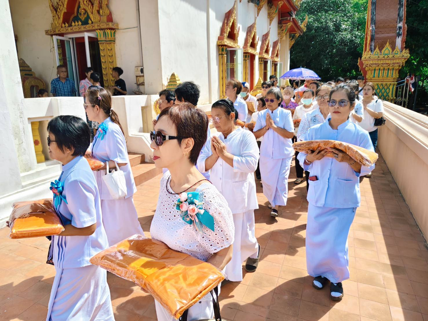 ภาพร่วมพิธีกรรมวัดดอนทอง