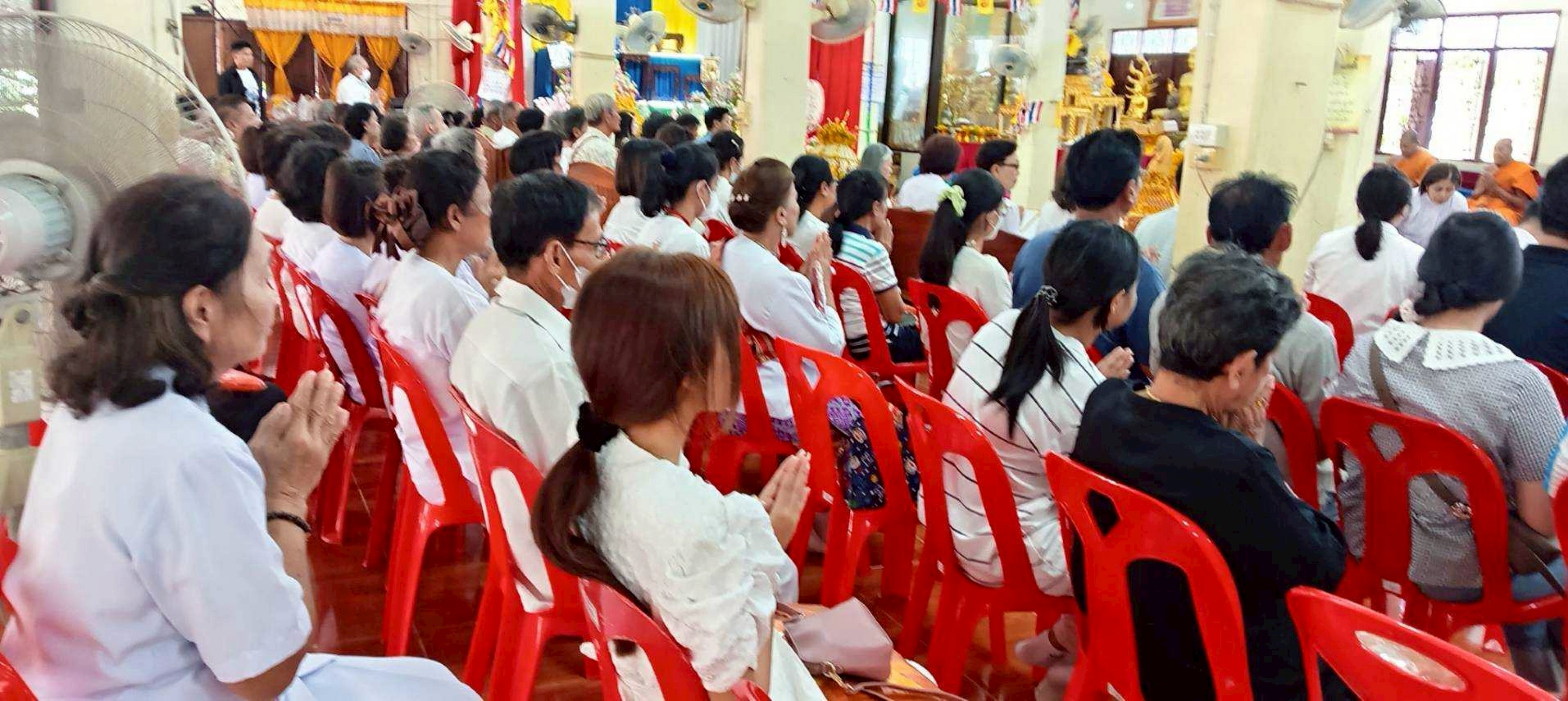 ภาพร่วมพิธีกรรมวัดน้ำผึ้ง