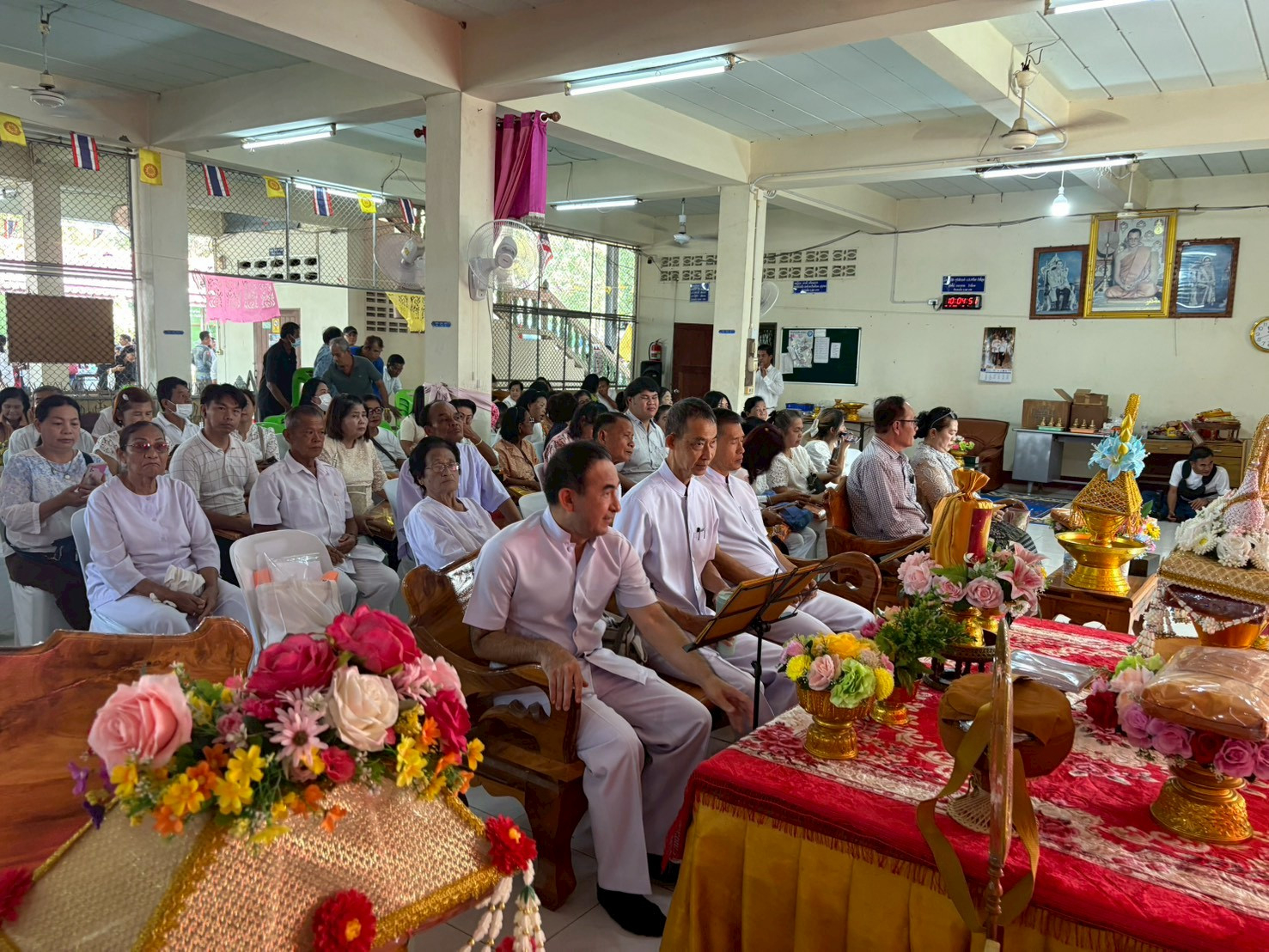 ภาพร่วมพิธีกรรมวัดดอนกระเชา