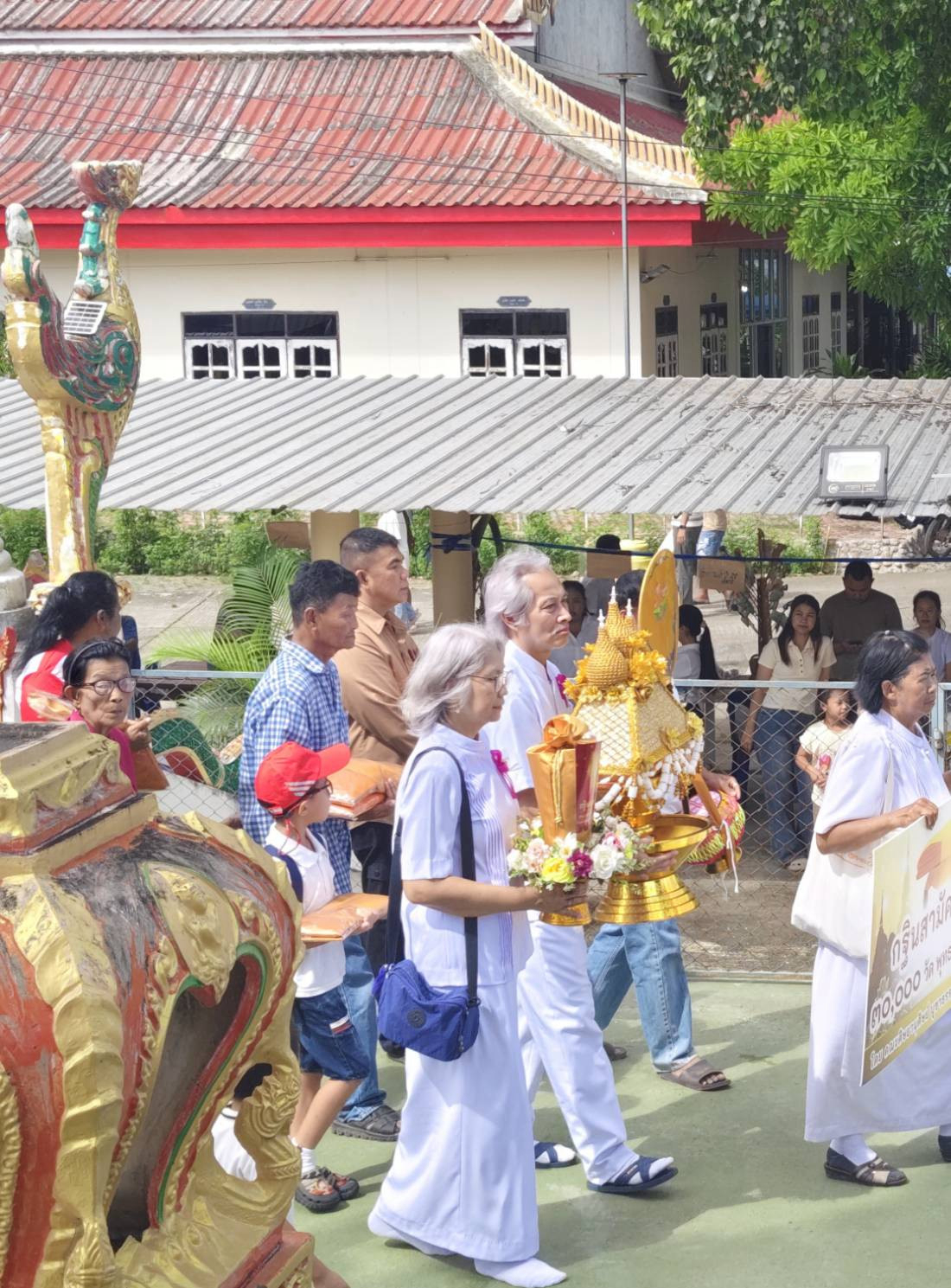 ภาพร่วมพิธีกรรมวัดเสาหงส์พัฒนาวราราม