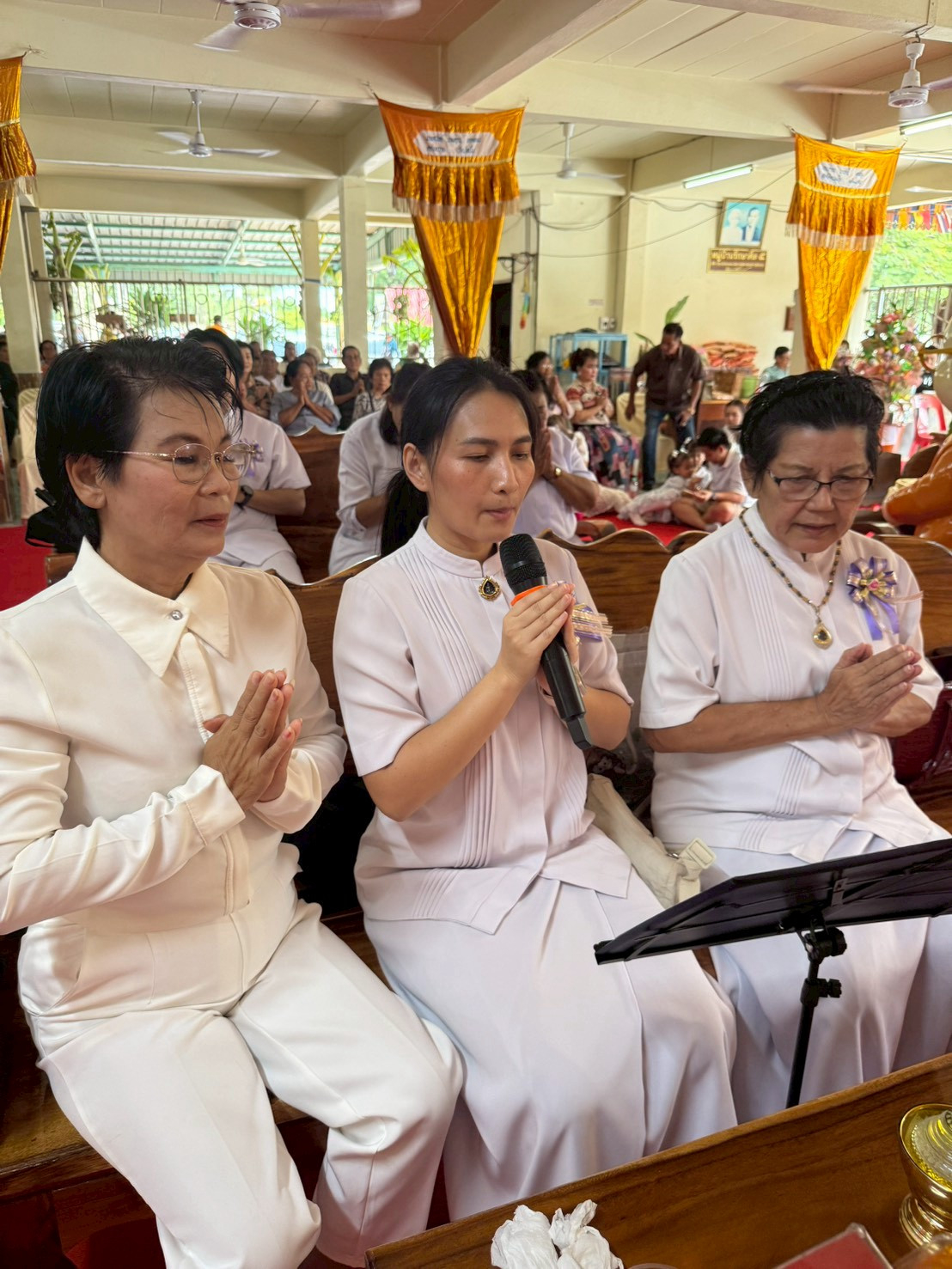 ภาพกล่าวคำถวายกฐินวัดปทุมสูตยาราม