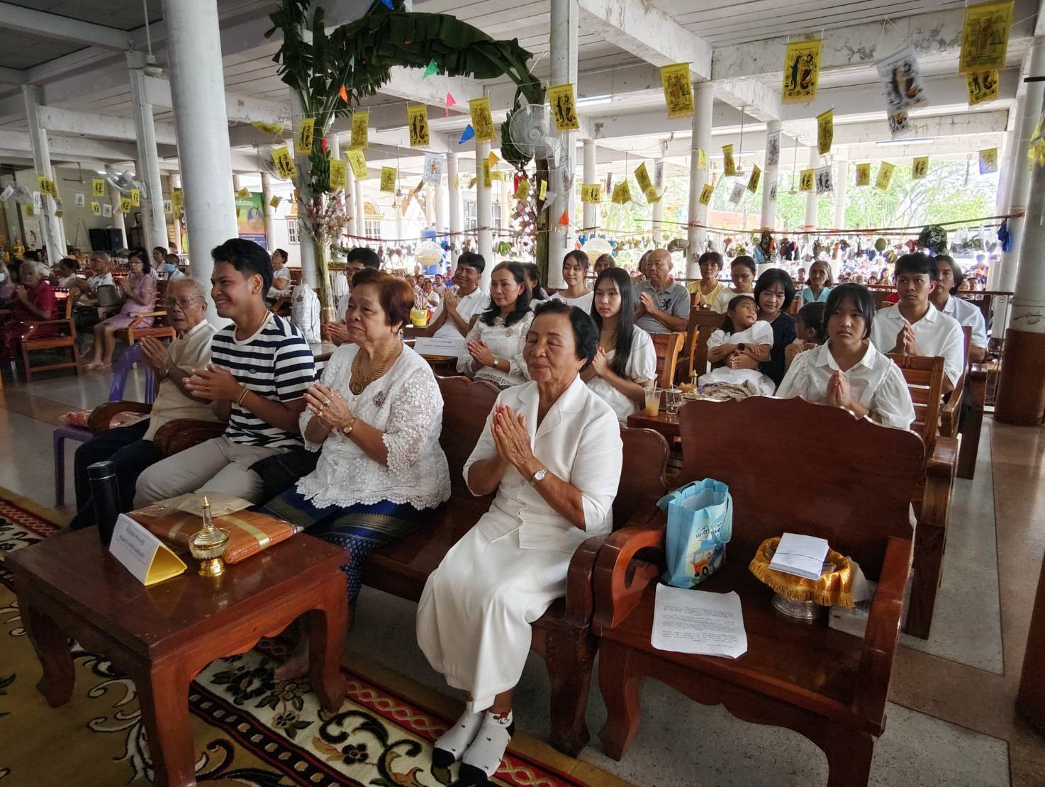 ภาพร่วมพิธีกรรมวัดท่าศาลา