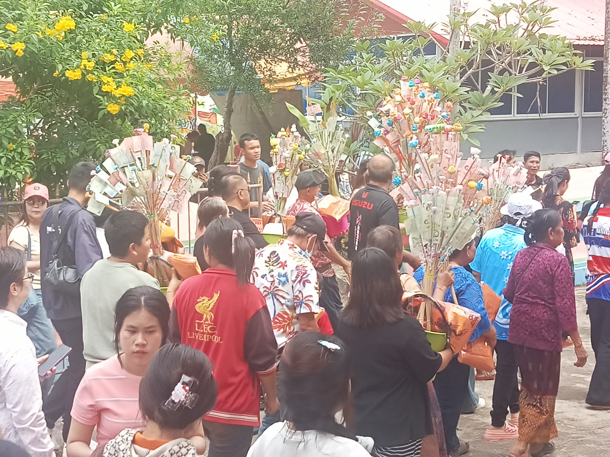 ภาพร่วมพิธีกรรมวัดปรือวนาราม