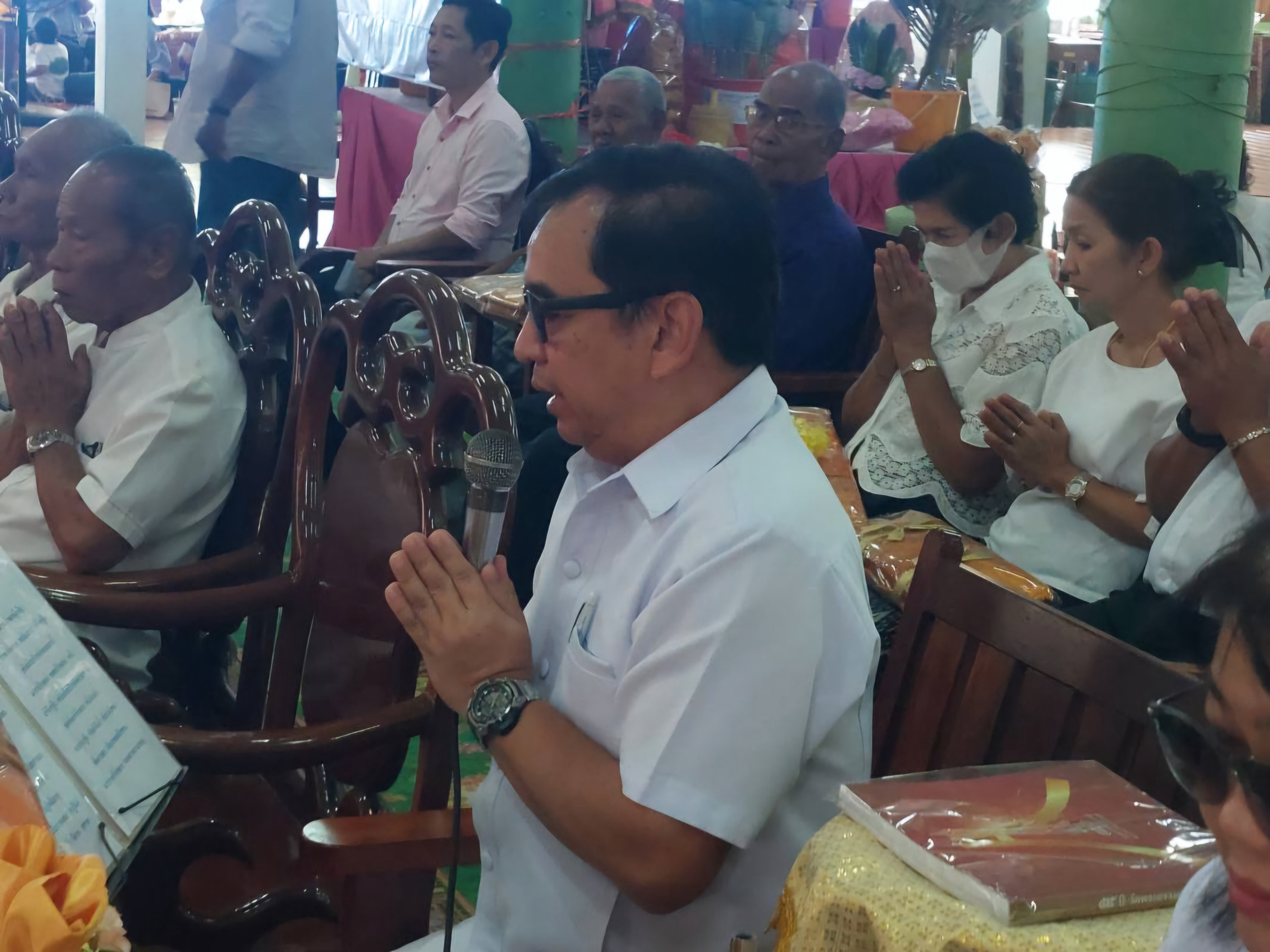 ภาพร่วมพิธีกรรมวัดชุมนุมใน