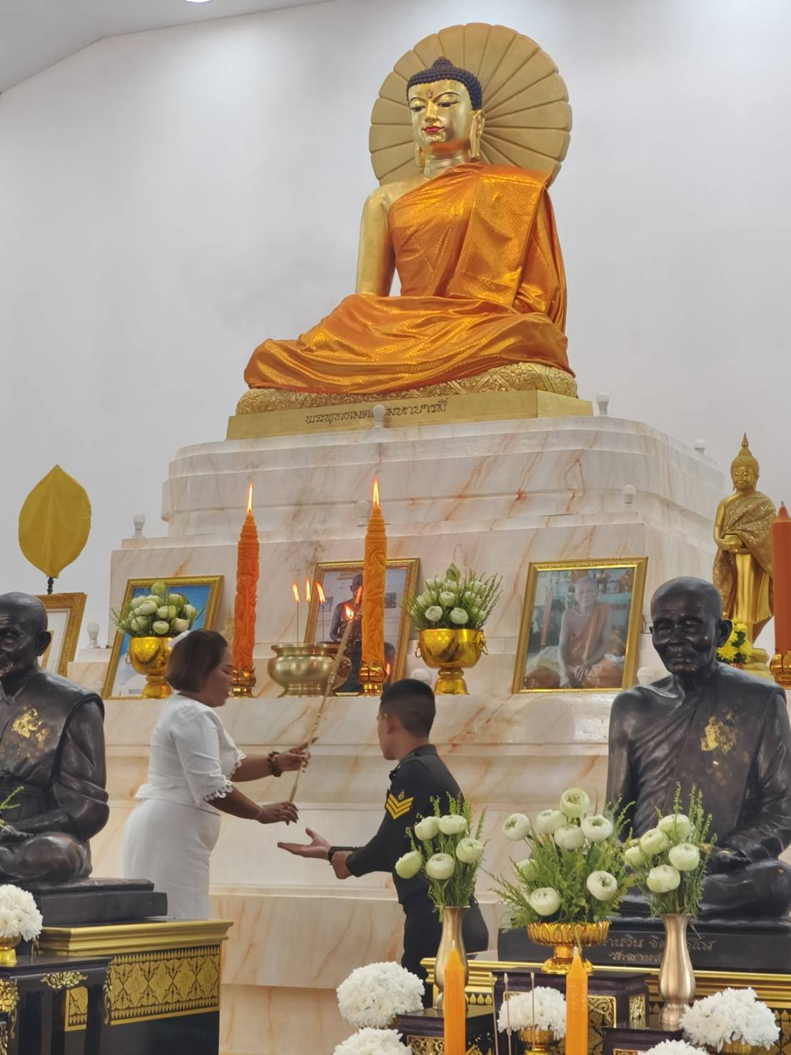 ภาพร่วมพิธีกรรมวัดสำนักใหม่