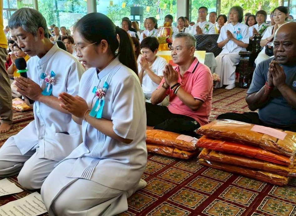 ภาพกล่าวคำถวายกฐินที่พักสงฆ์กม.4