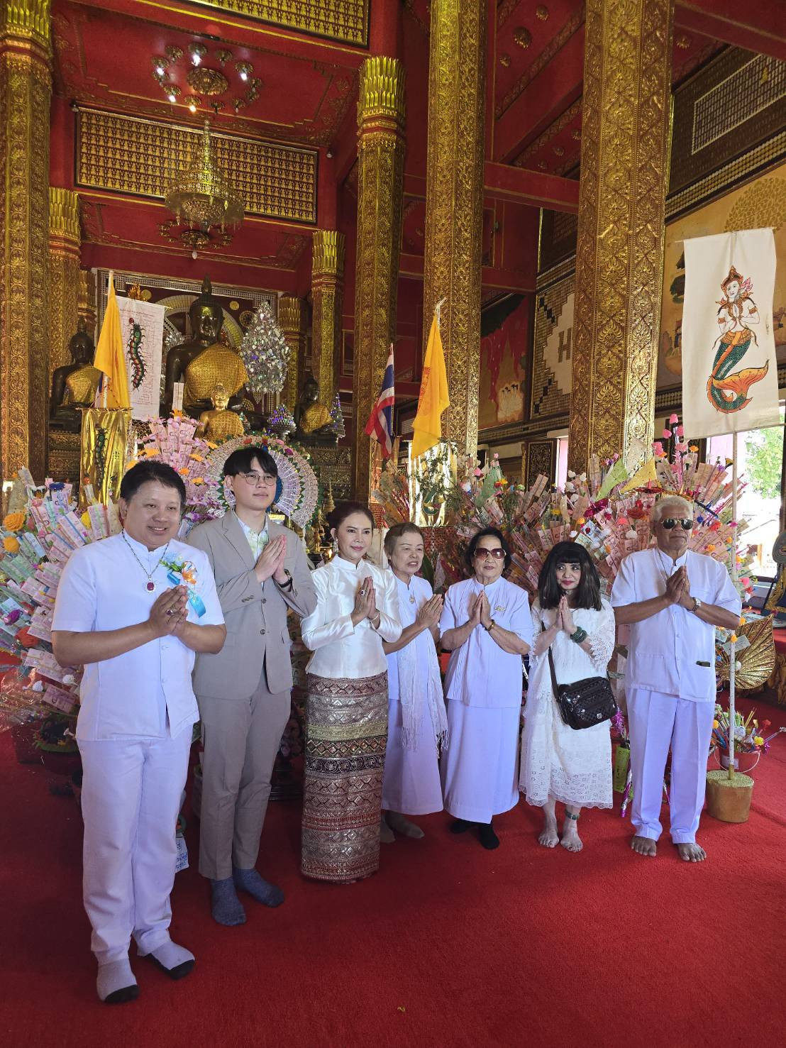 ภาพร่วมพิธีกรรมวัดพระเจ้าล้านทอง