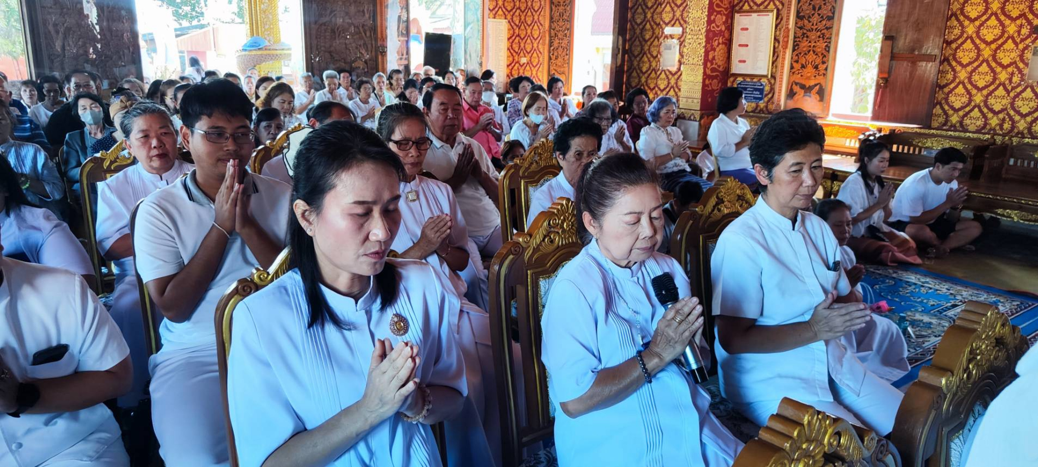 ภาพร่วมพิธีกรรมวัดหนองยาว