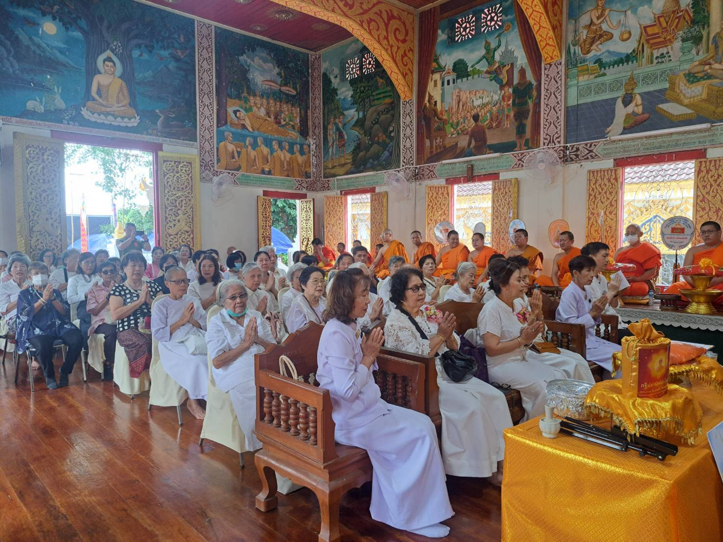 ภาพร่วมพิธีกรรมวัดปงสนุกใต้