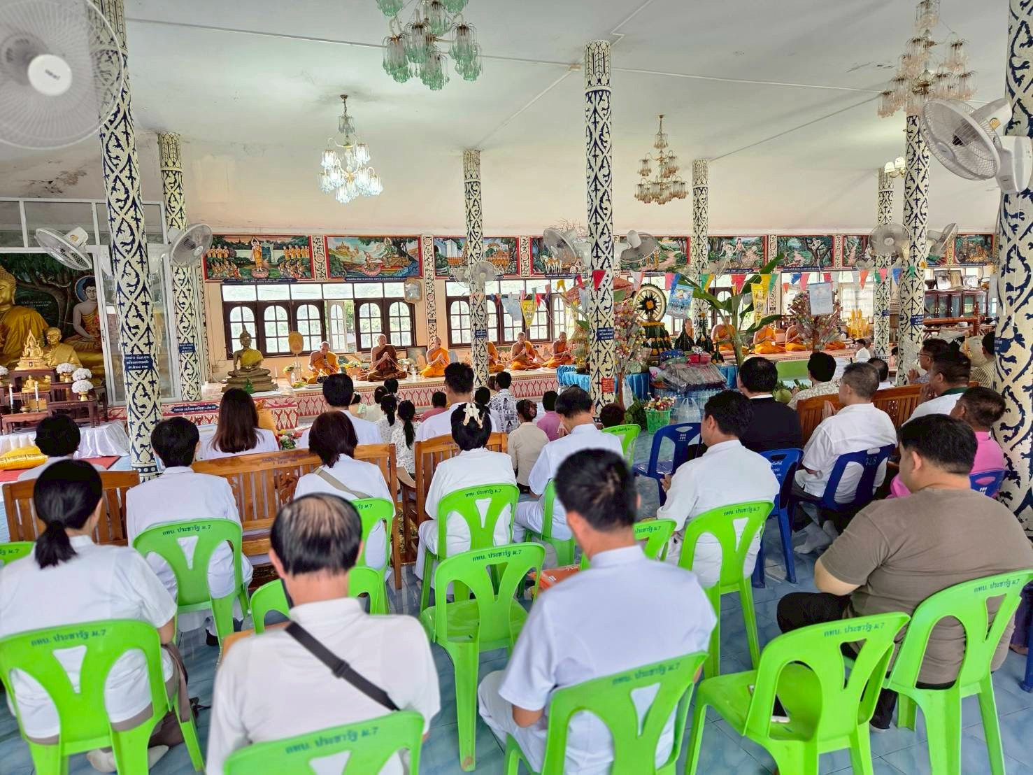 ภาพร่วมพิธีกรรมวัดน้อยโพธิ์ไทยงาม