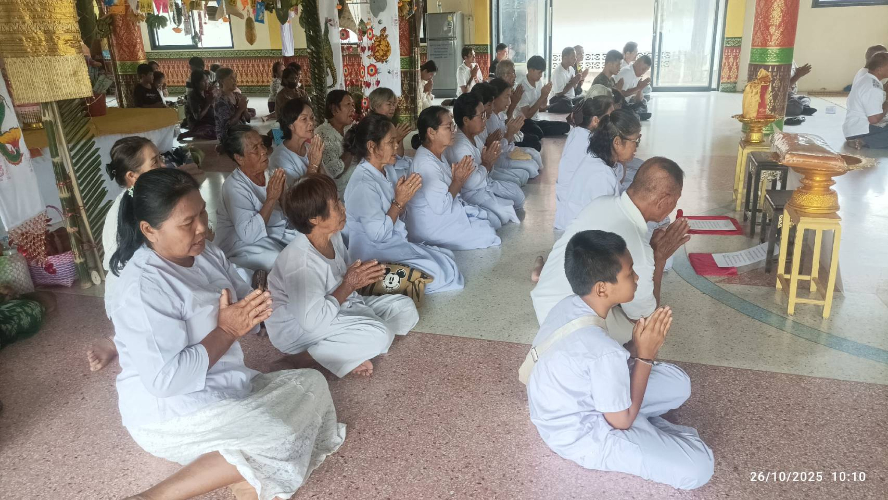 ภาพร่วมพิธีกรรมวัดแข้ด่อน