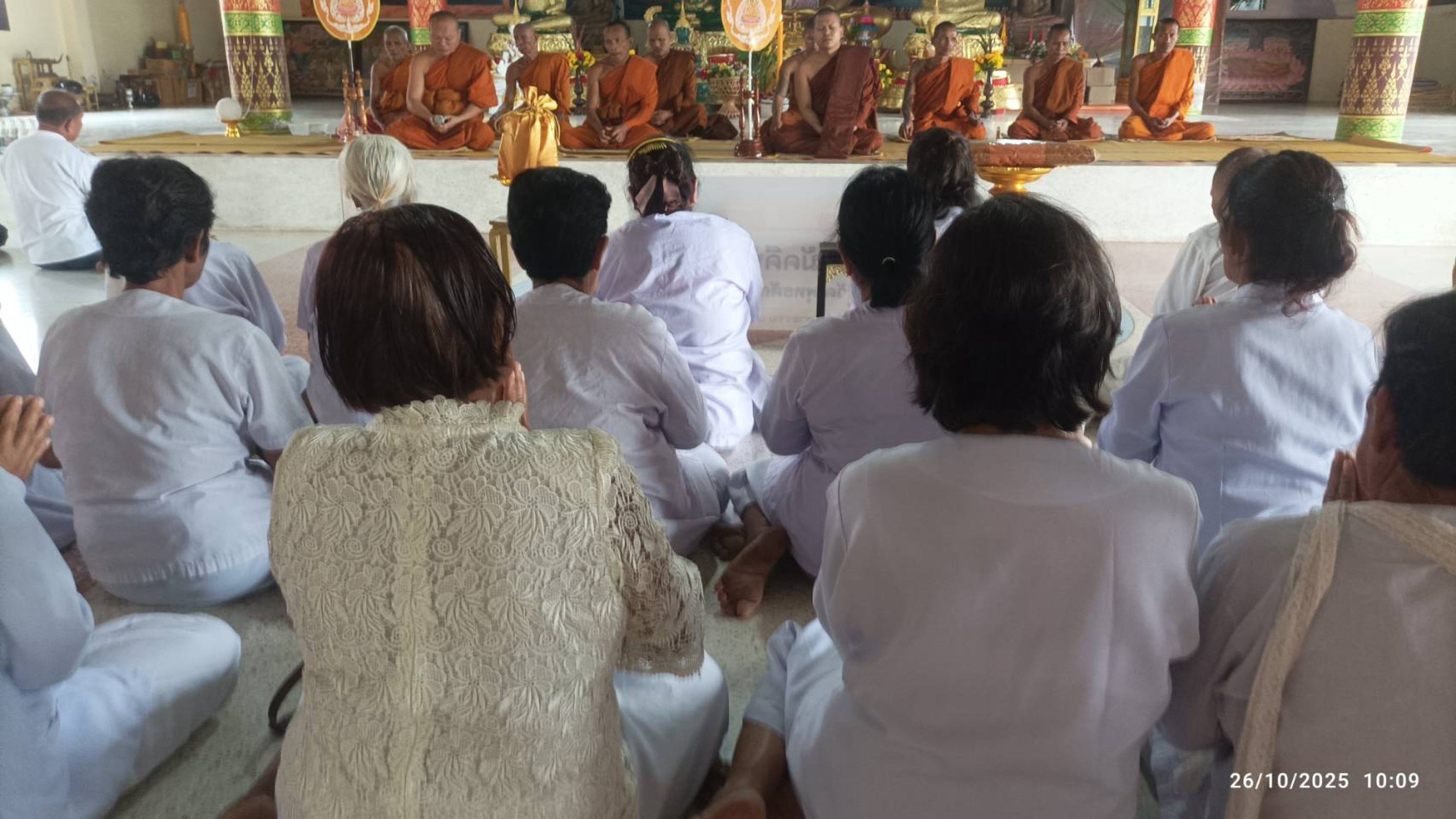 ภาพร่วมพิธีกรรมวัดแข้ด่อน