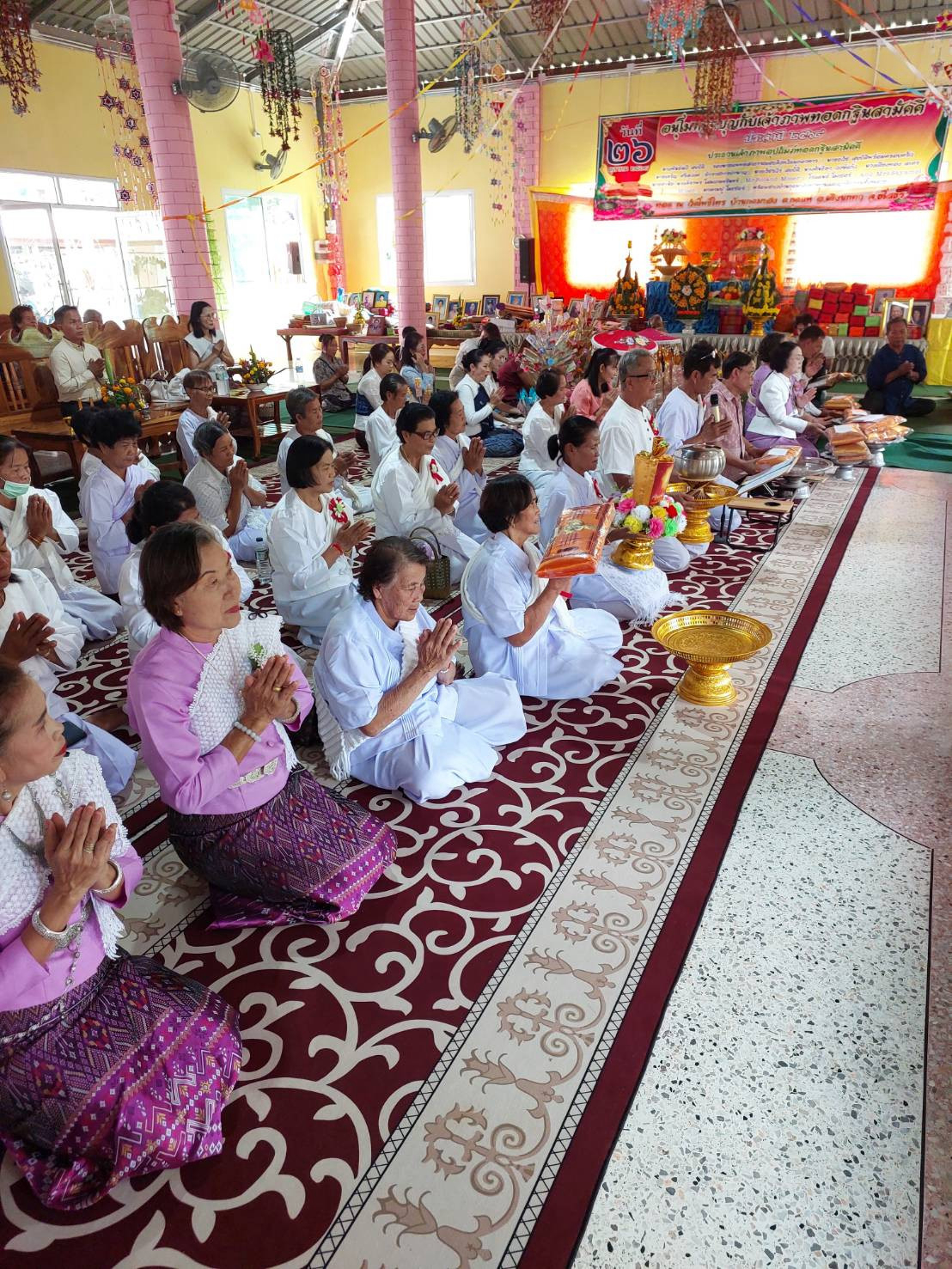 ภาพร่วมพิธีกรรมวัดโพธิ์ไทร