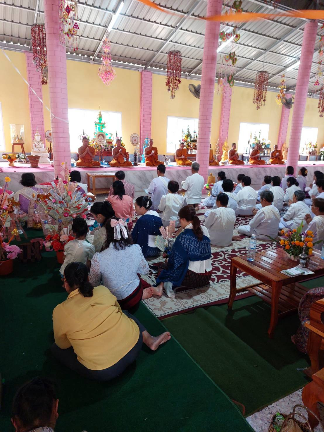 ภาพร่วมพิธีกรรมวัดโพธิ์ไทร