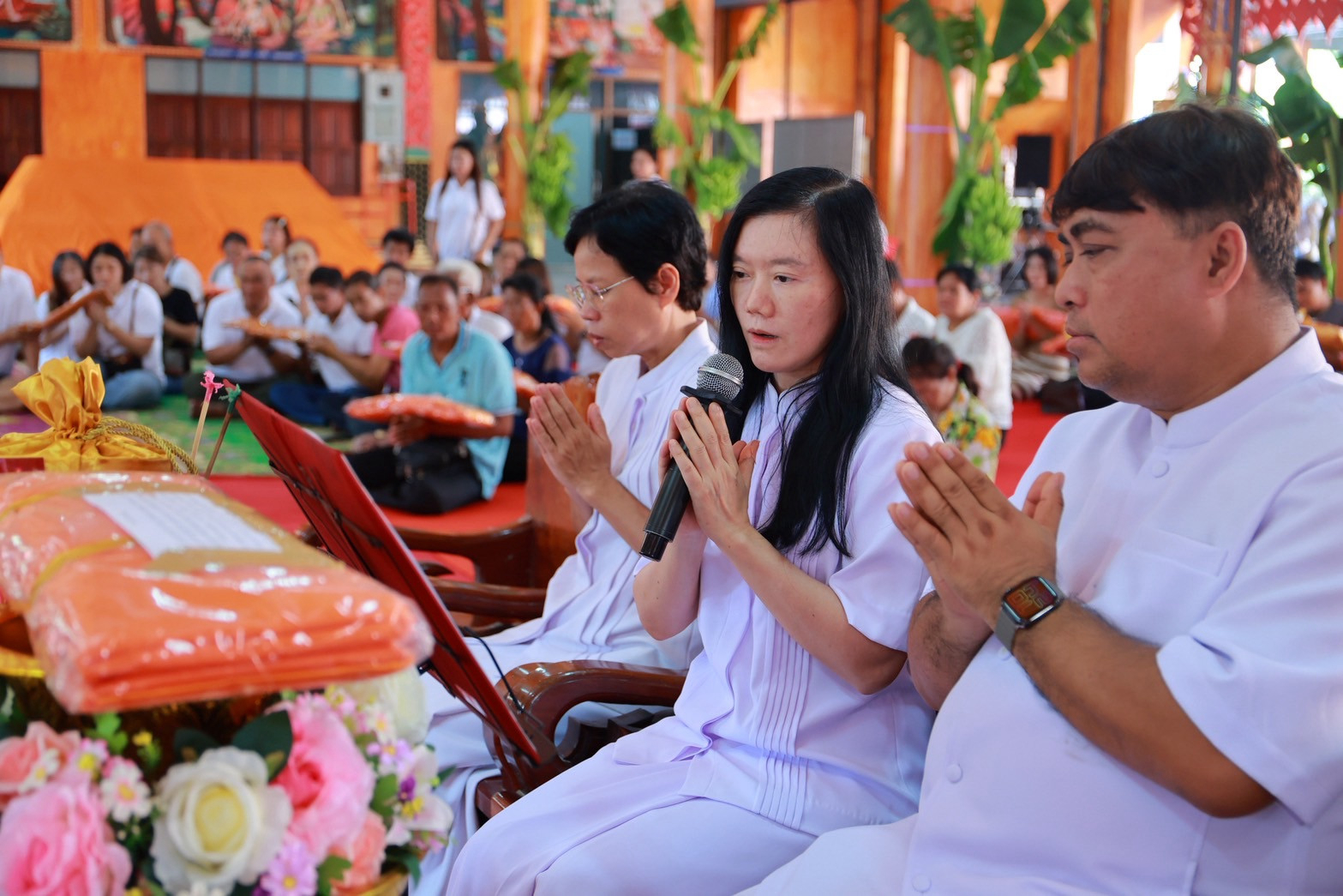 ภาพกล่าวคำถวายกฐินวัดสร้างบุญ