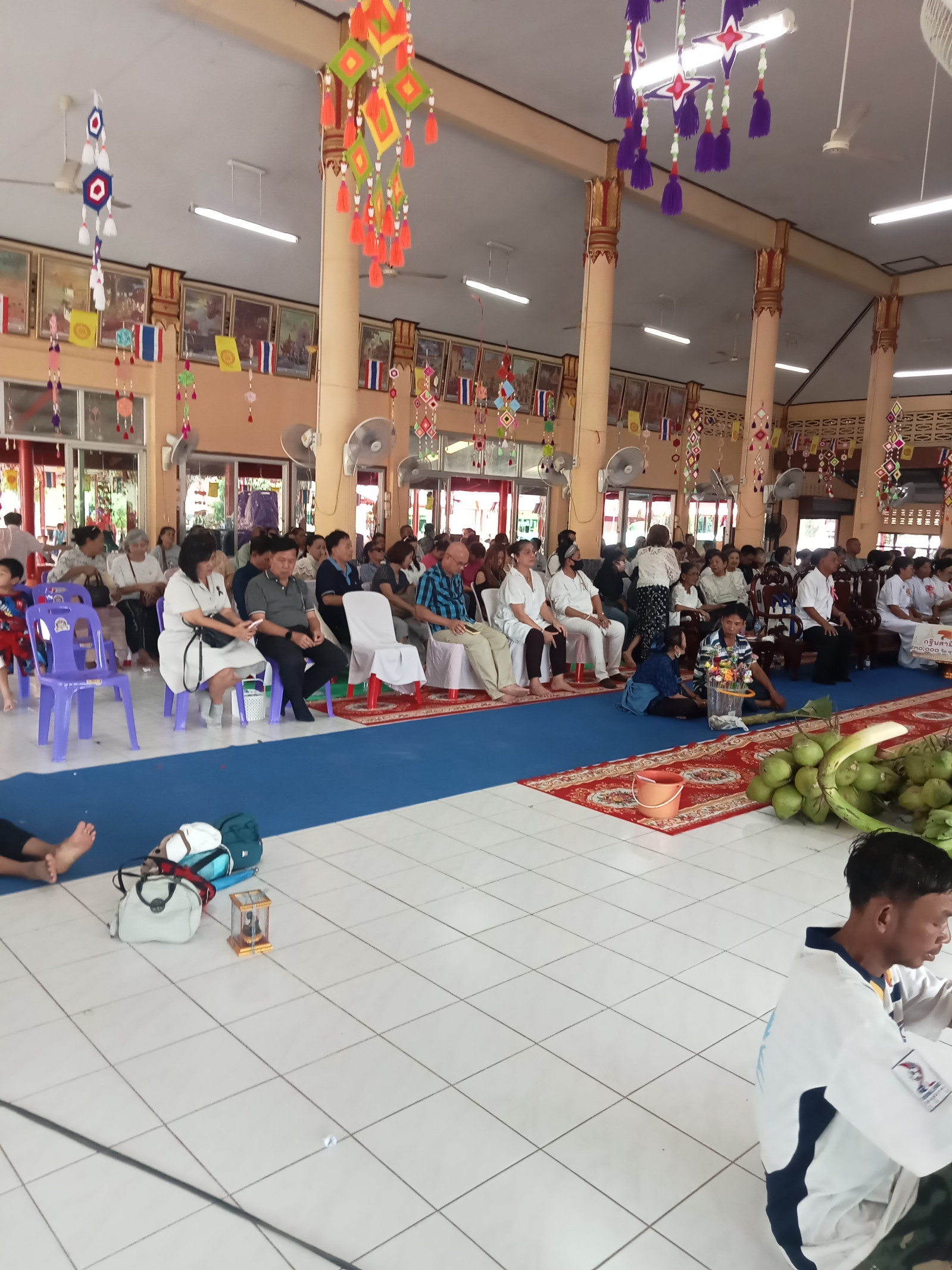 ภาพร่วมพิธีกรรมวัดต้นสะตือ