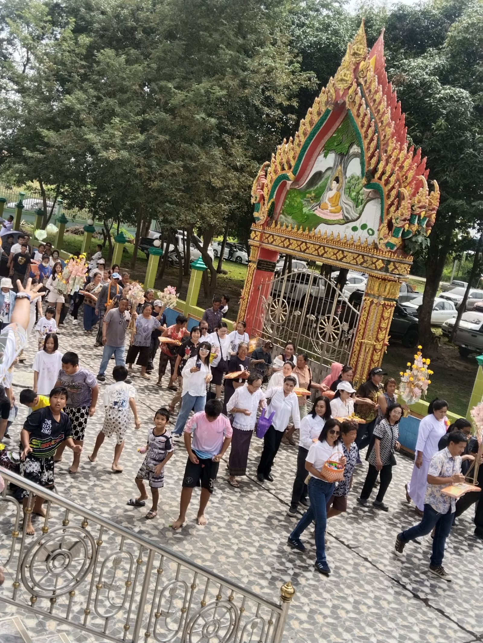 ภาพร่วมพิธีกรรมวัดคลองสมบูรณ์