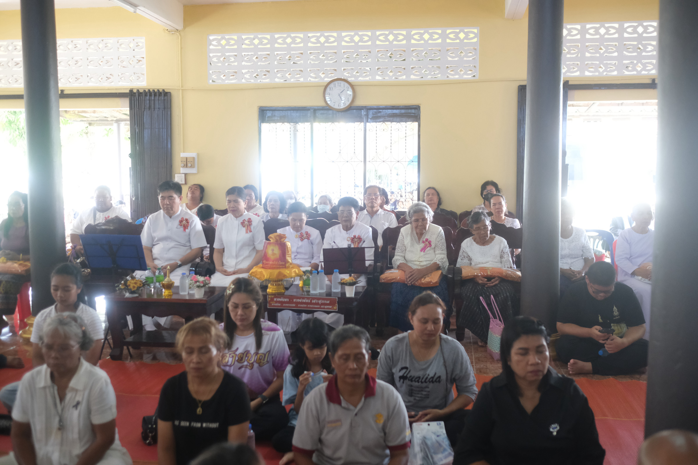 ภาพร่วมพิธีกรรมวัดป่าศรี