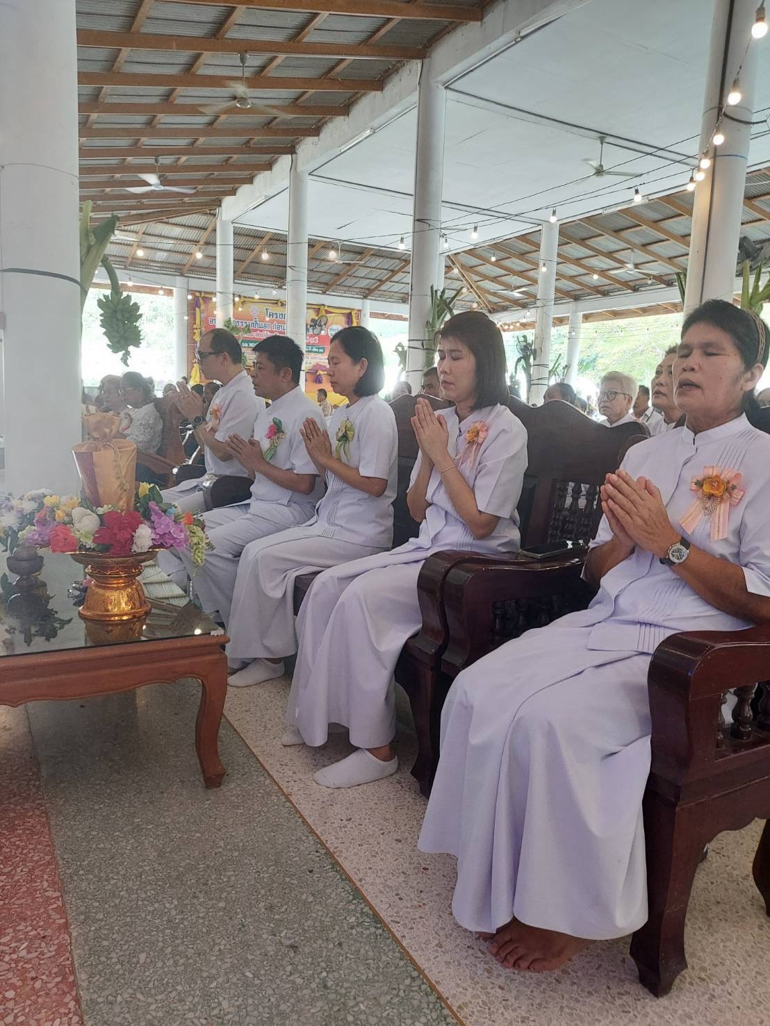 ภาพร่วมพิธีกรรมวัดถ้ำเสือ