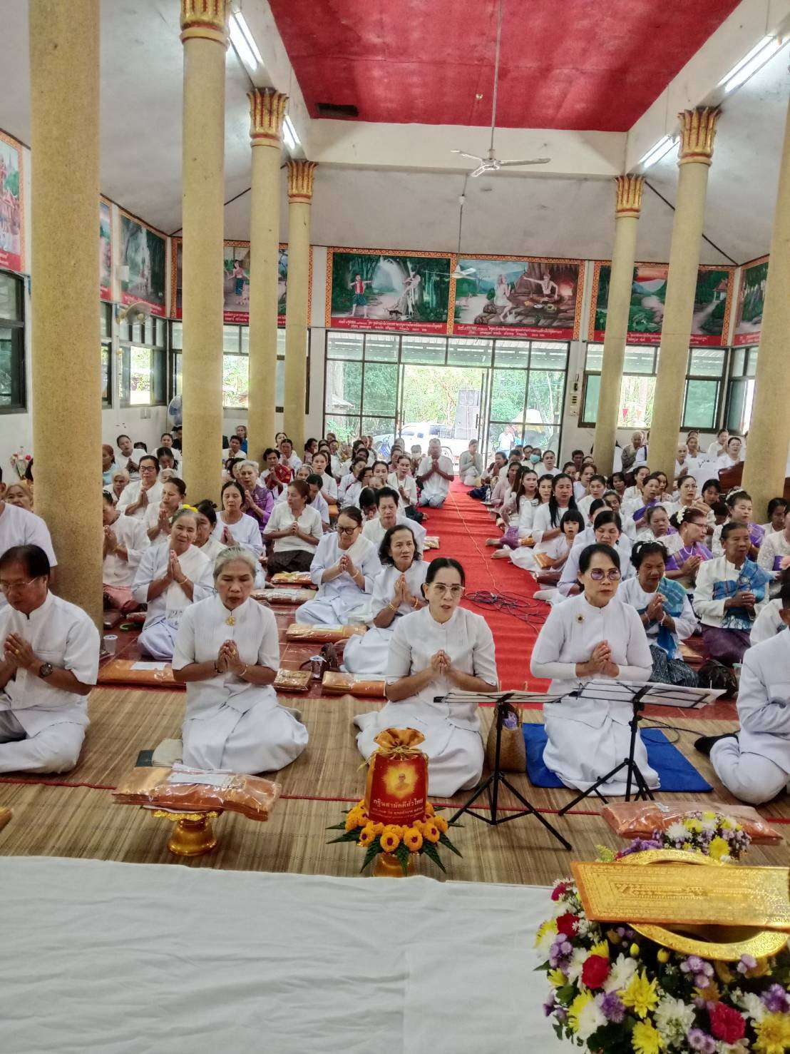ภาพร่วมพิธีกรรมวัดป่าโนนสวาง