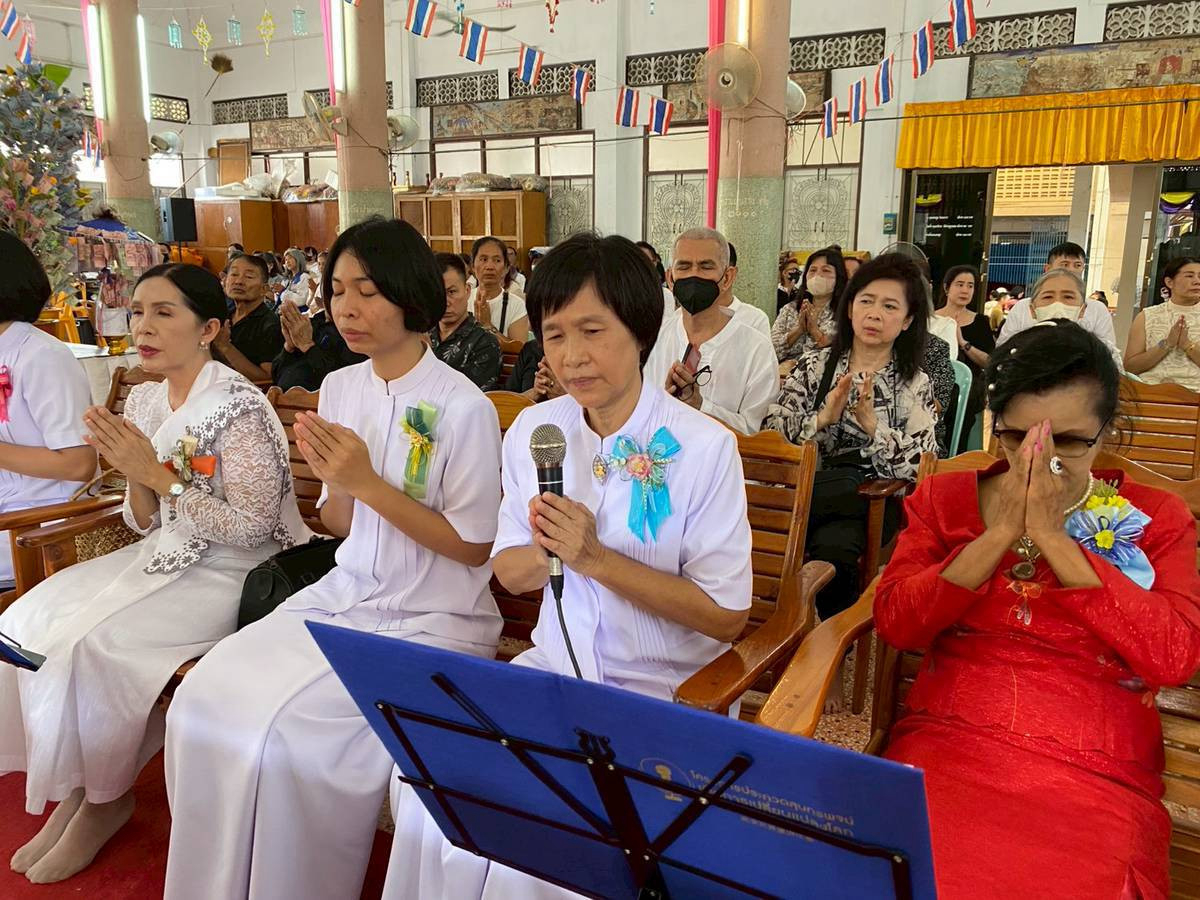 ภาพกล่าวคำถวายกฐินวัดไทรอารีรักษ์