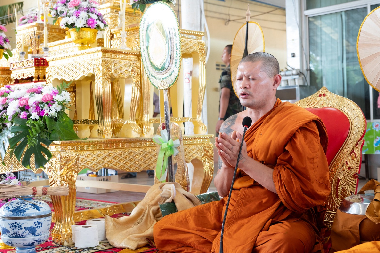 ภาพร่วมพิธีกรรมวัดเนินตอง