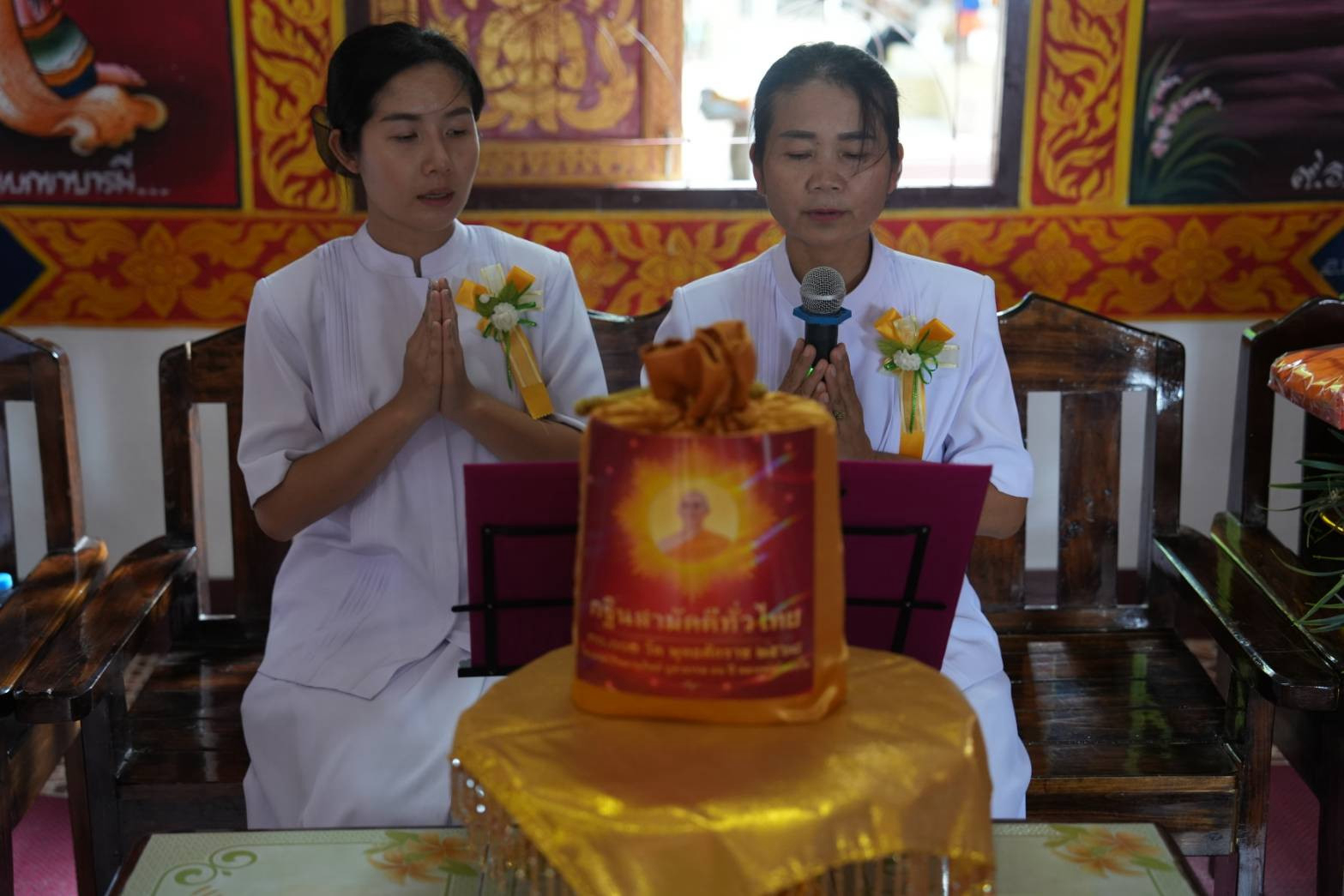 ภาพกล่าวคำถวายกฐินวัดบ้านเด่น
