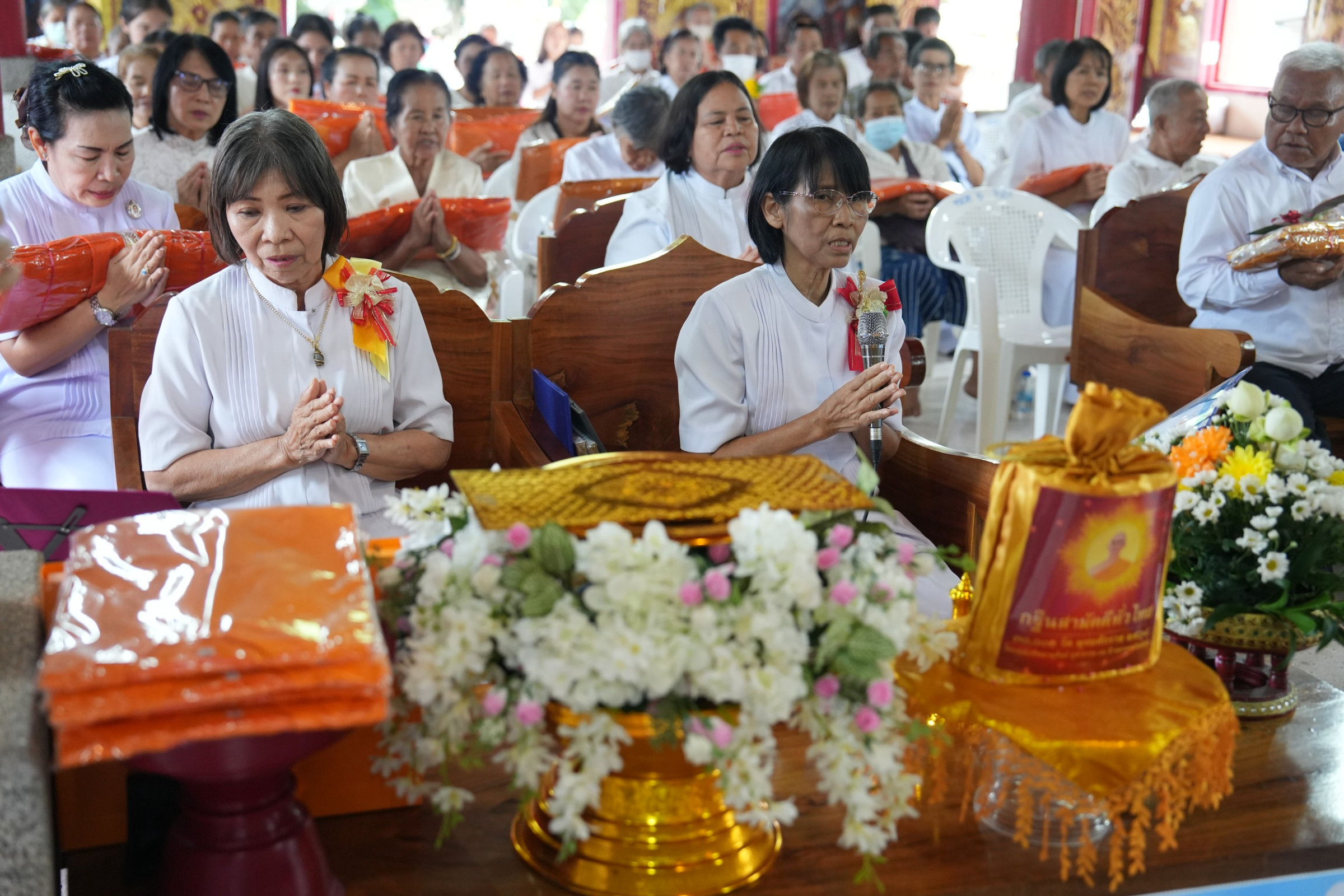 ภาพร่วมพิธีกรรมวัดพิมพิสารรังสรรค์