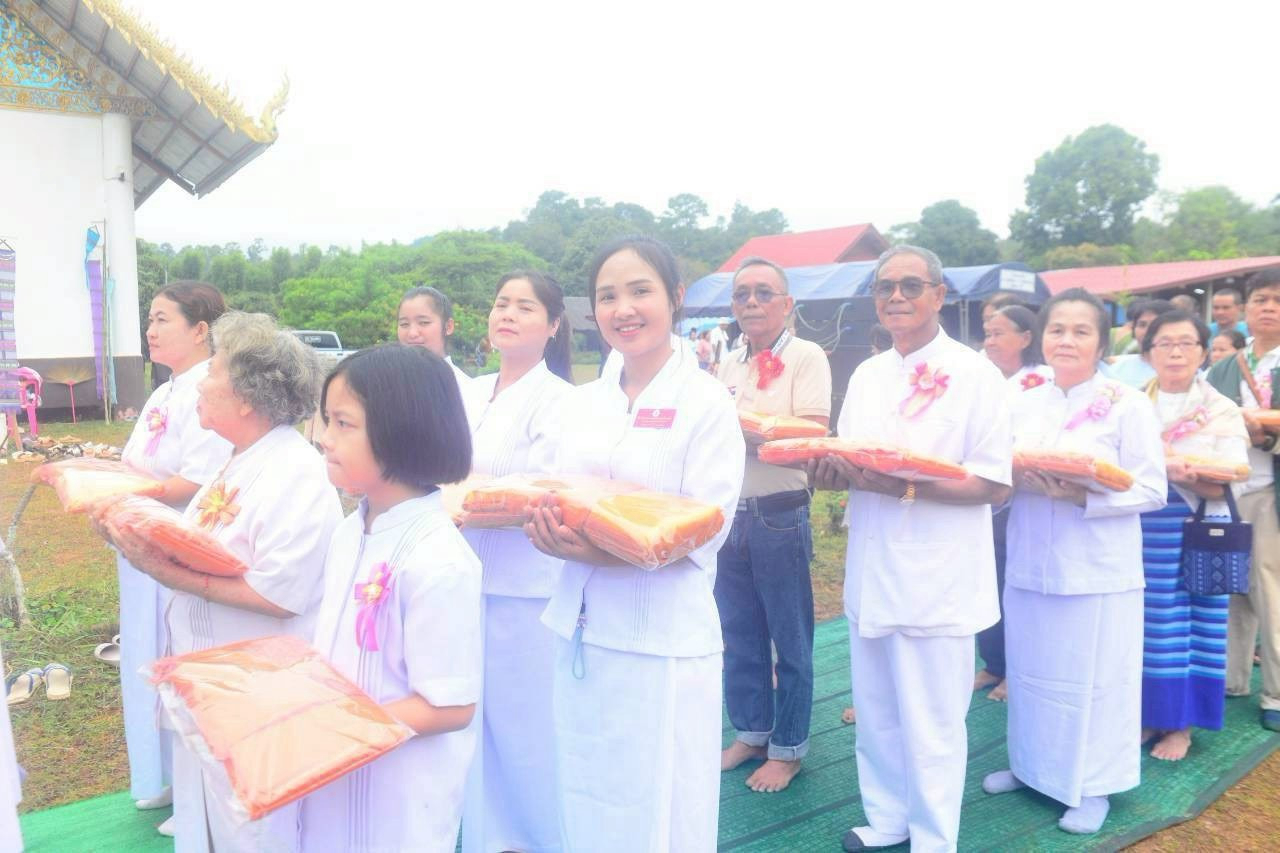 ภาพร่วมพิธีกรรมวัดยองกือ