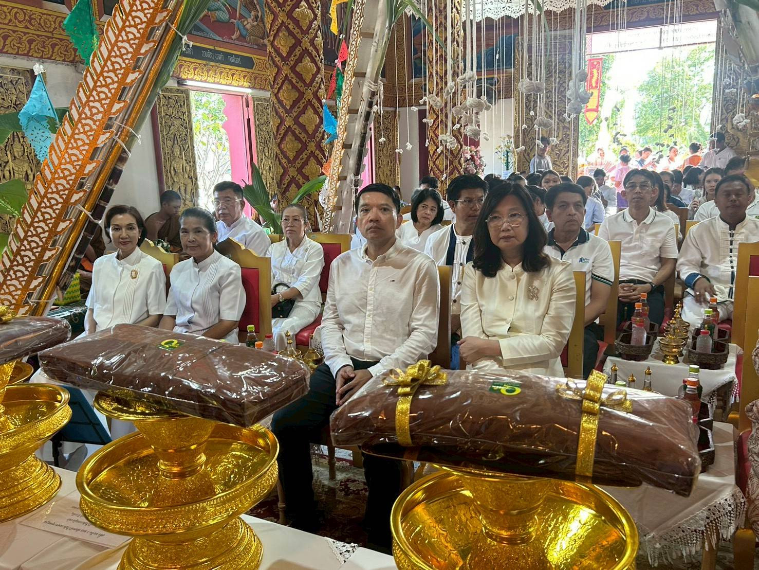 ภาพร่วมพิธีกรรมวัดต้นโชคหลวง