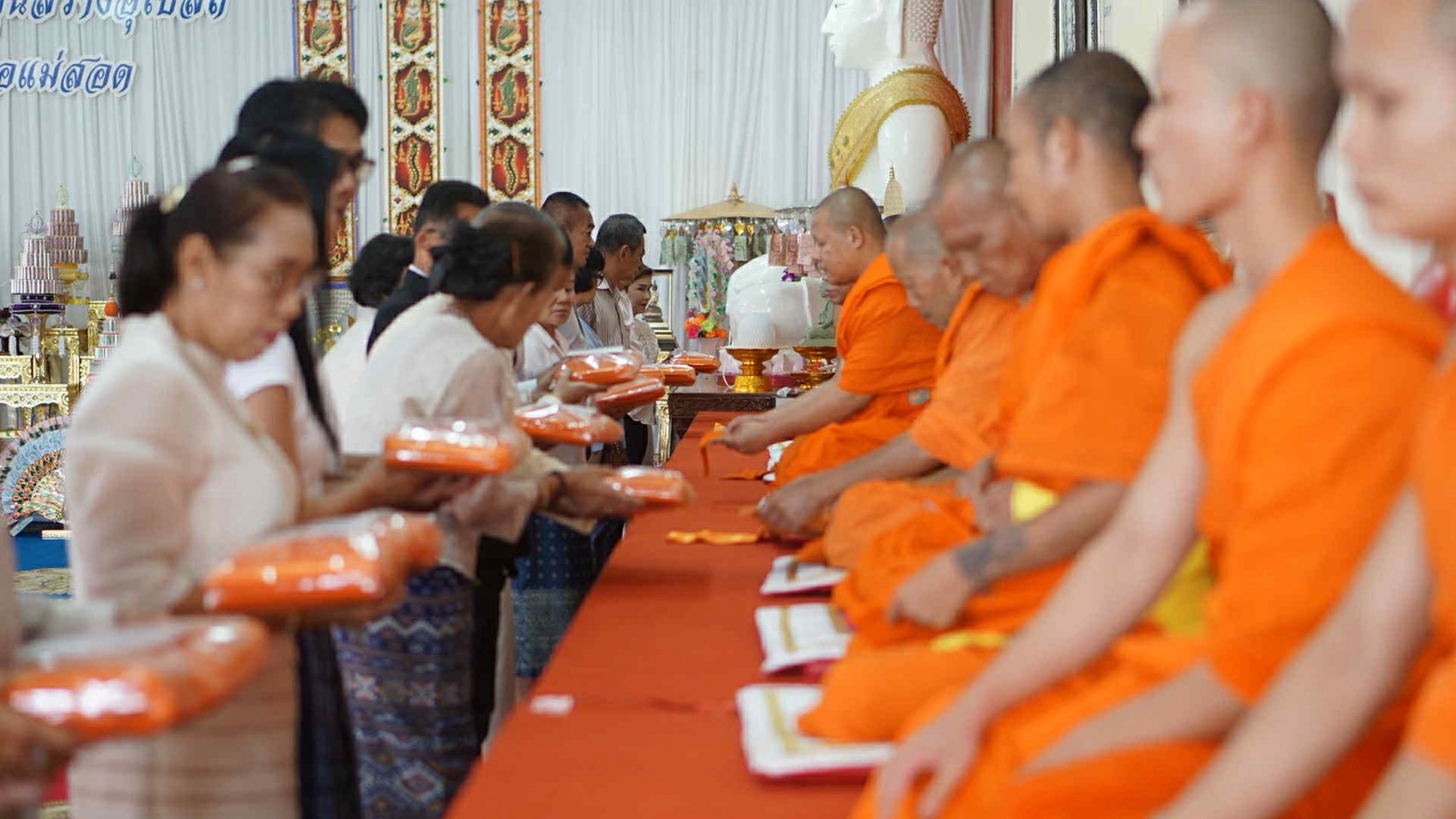 ภาพร่วมพิธีกรรมสำนักสงฆ์เอื้องดอย