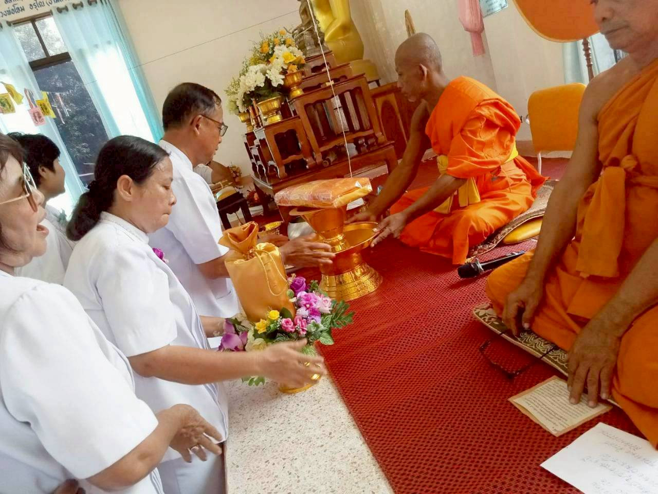 ภาพร่วมพิธีกรรมวัดสายคำโห้