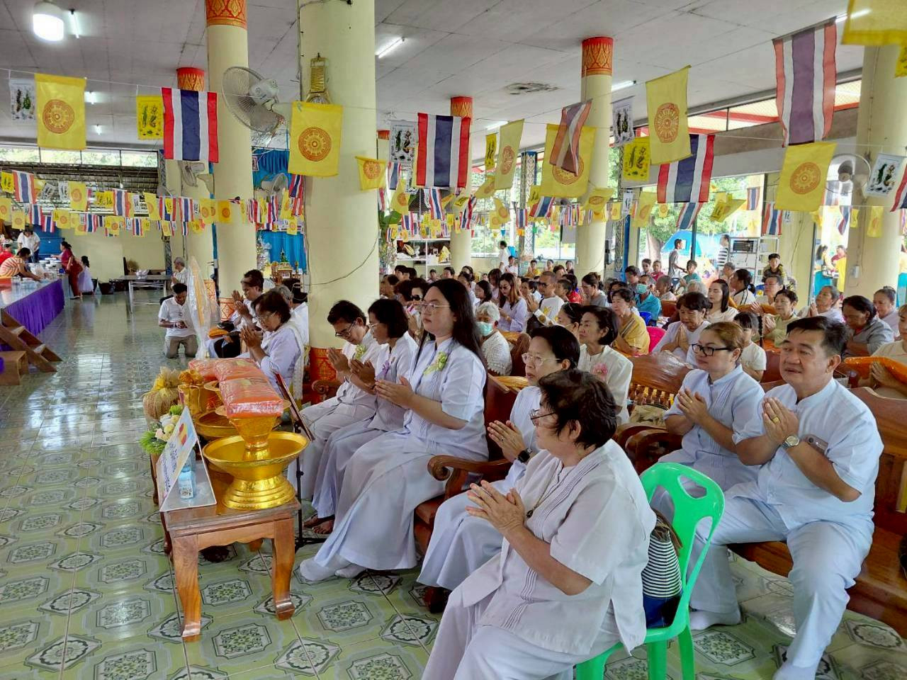 ภาพร่วมพิธีกรรมวัดคลองโนน