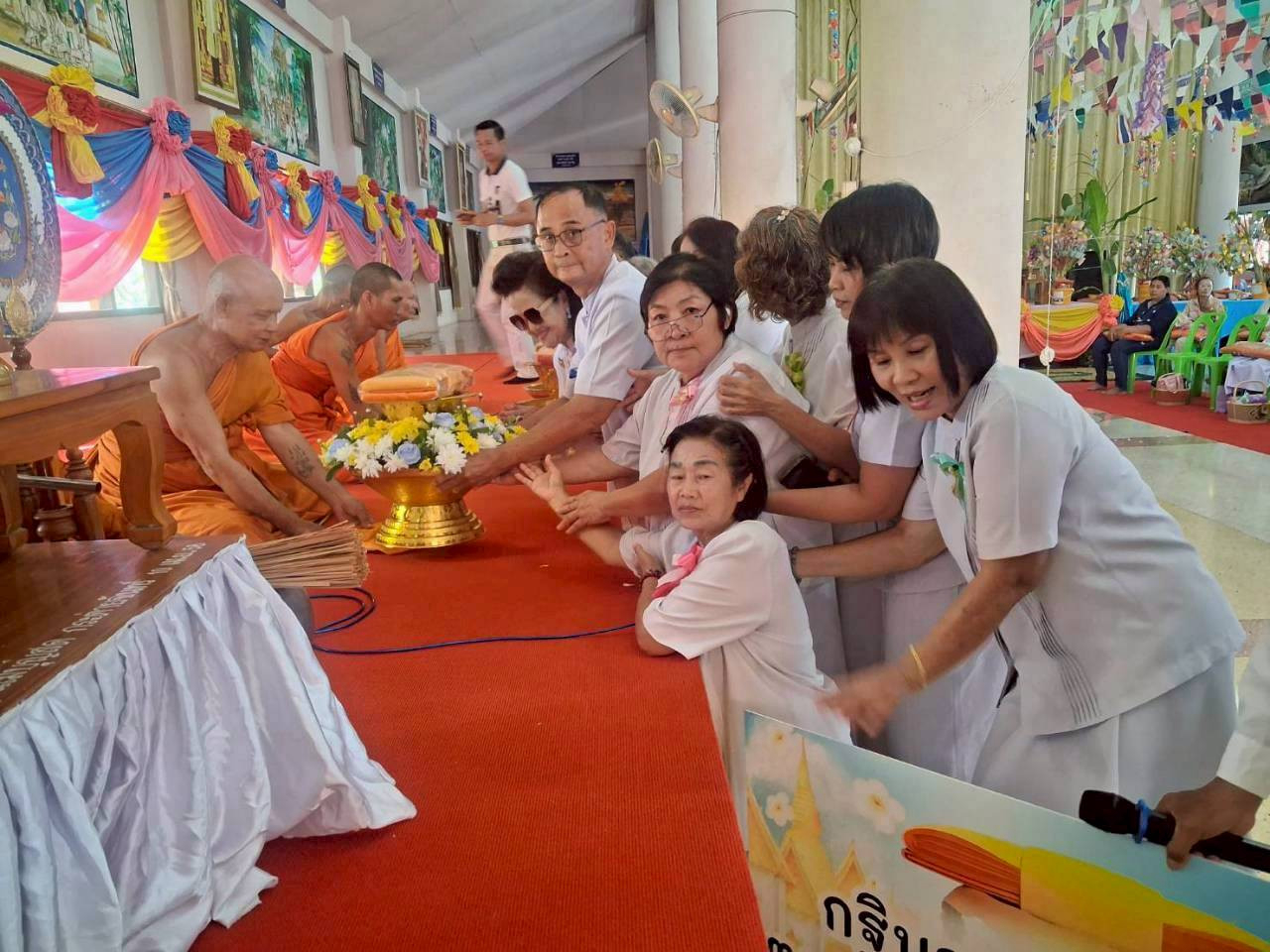 ภาพร่วมพิธีกรรมวัดหนองนาดำ