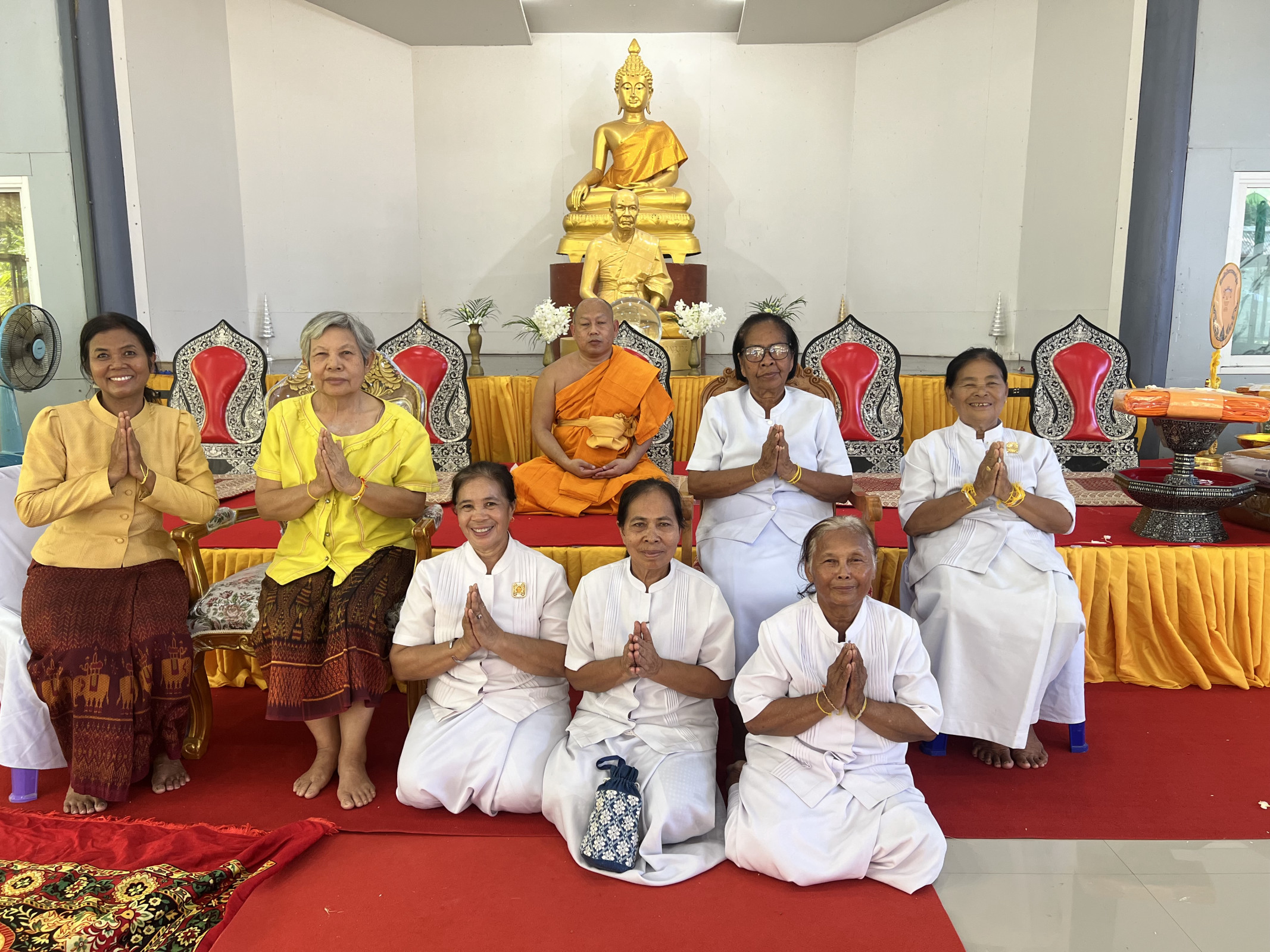 ภาพร่วมพิธีกรรมวัดโคกปราสาท