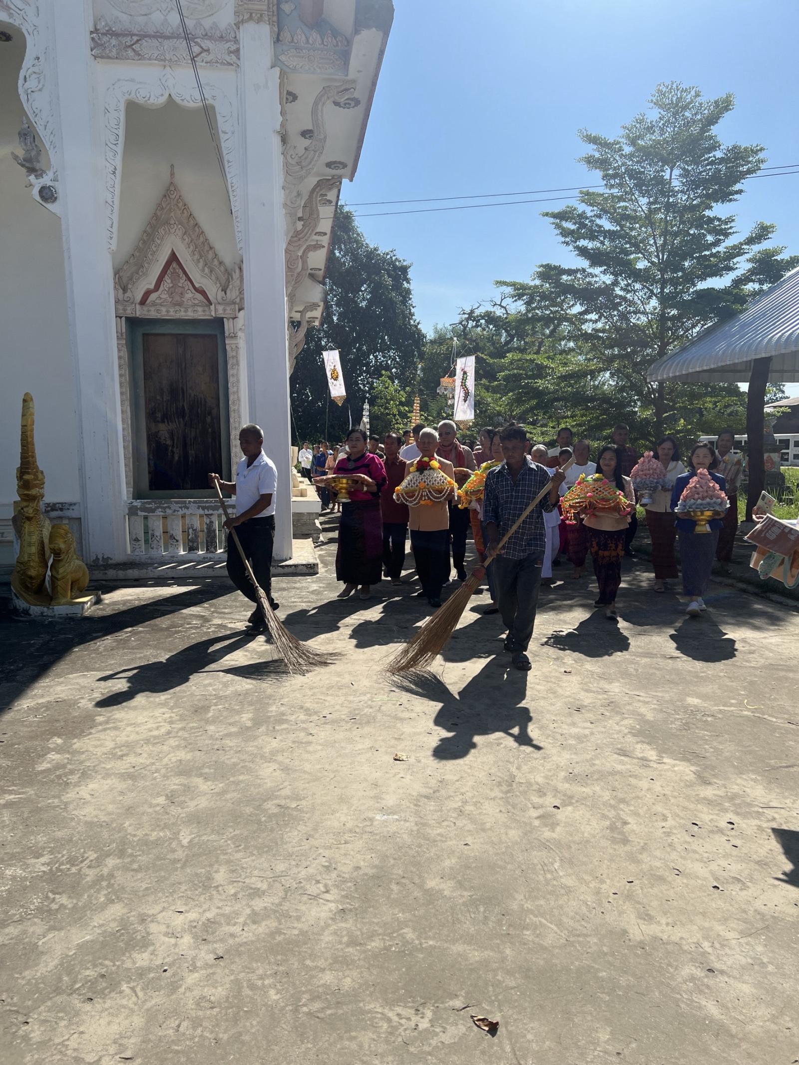 ภาพร่วมขบวนกฐินวัดสหมิตรบำรุง