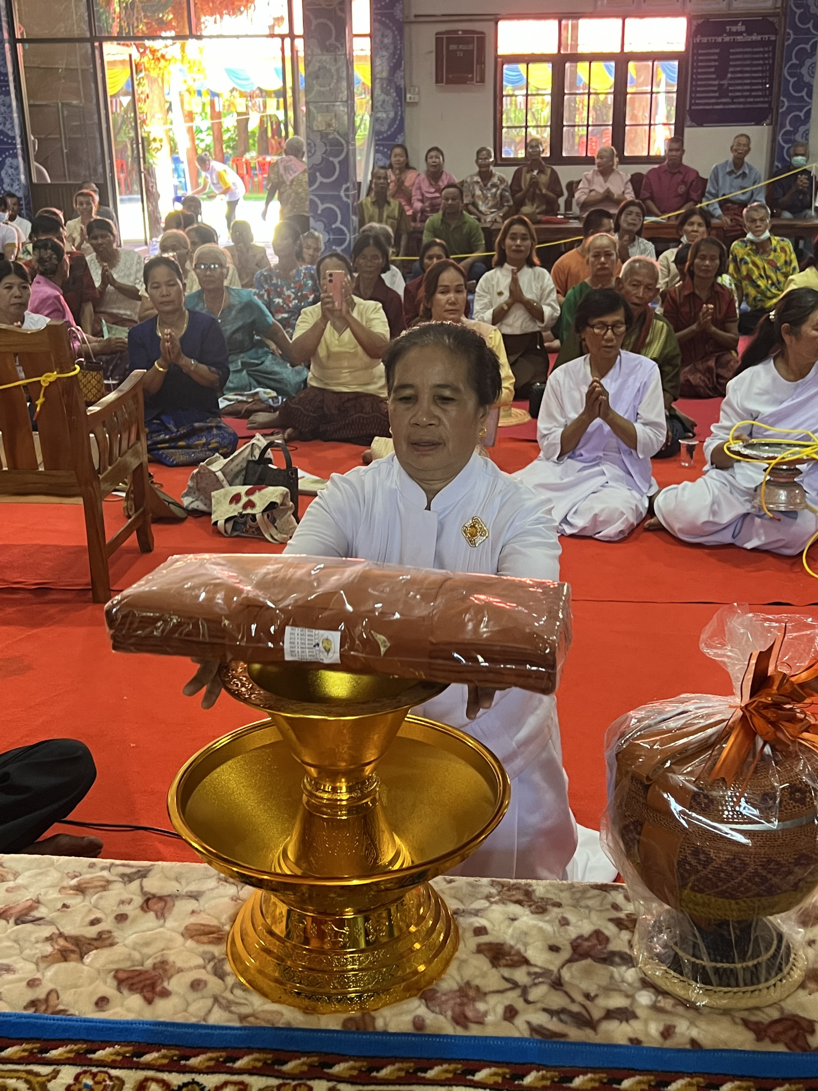 ภาพร่วมพิธีกรรมวัดราชบัณฑิตาราม